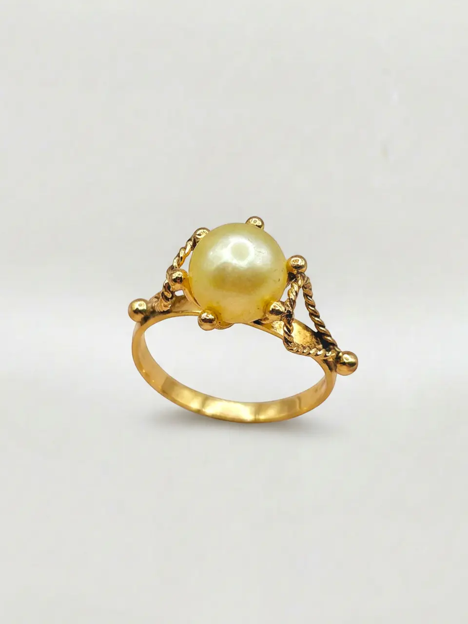 Anillo Pistilo Perla Cultivada Natural Oro 18k 5