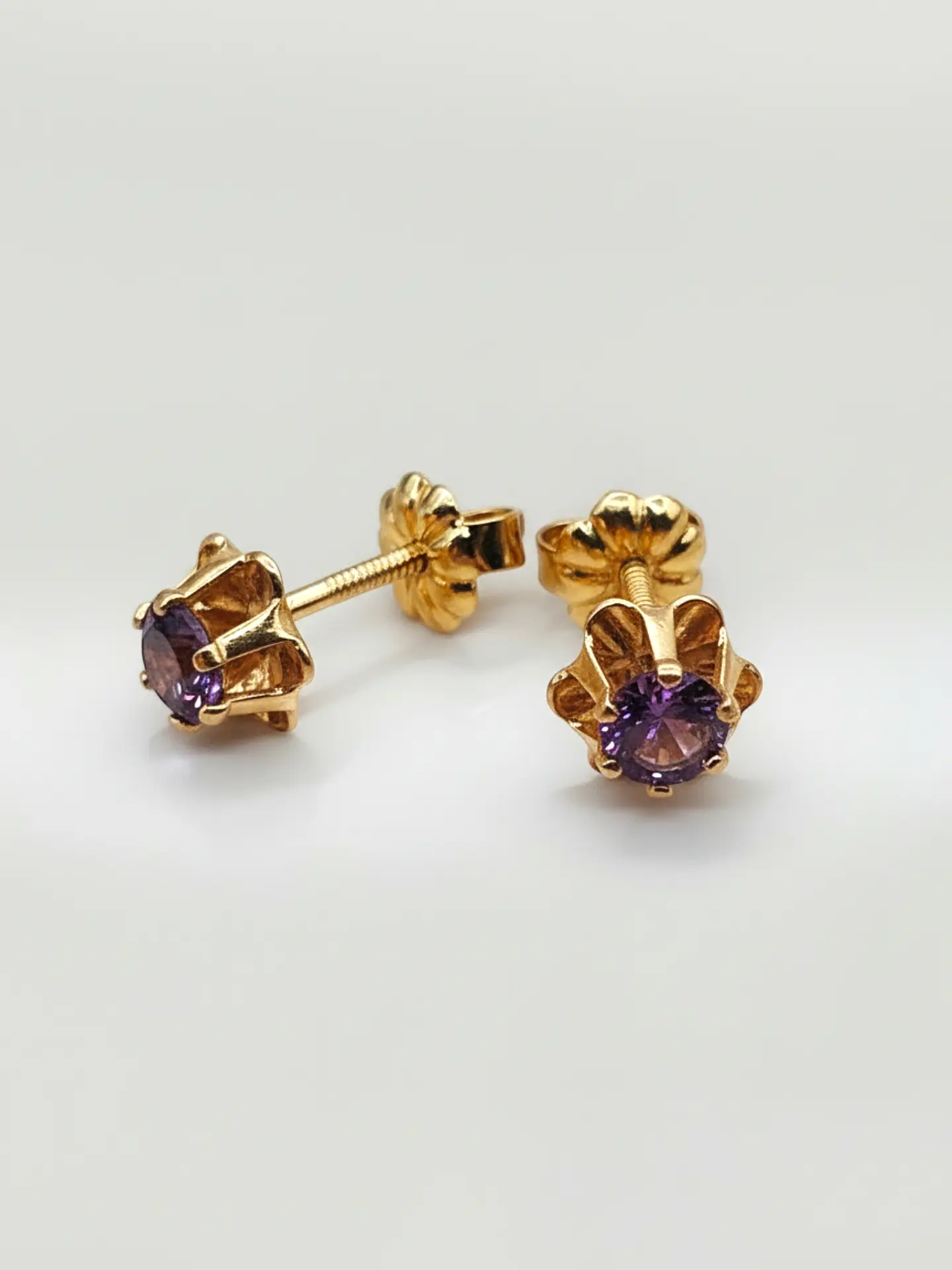 Aros Chatón Italiano Amatista mediano Oro 18k 3