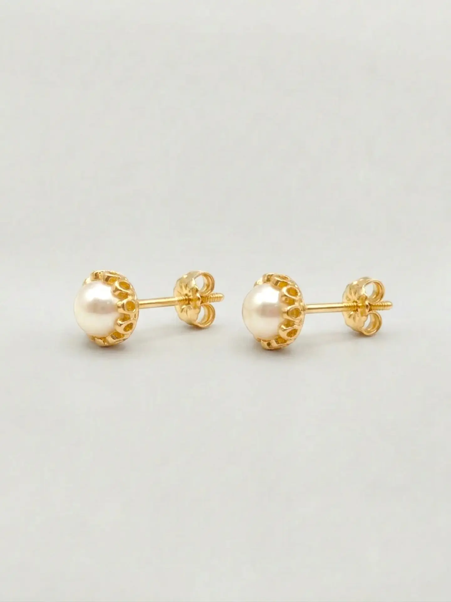 Aros Perla Cultivada Cuello de Gala Grande Oro 18k 2