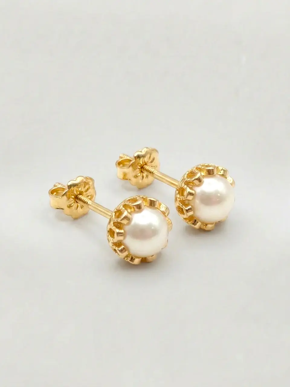 Aros Perla Cultivada Cuello de Gala Grande Oro 18k 3