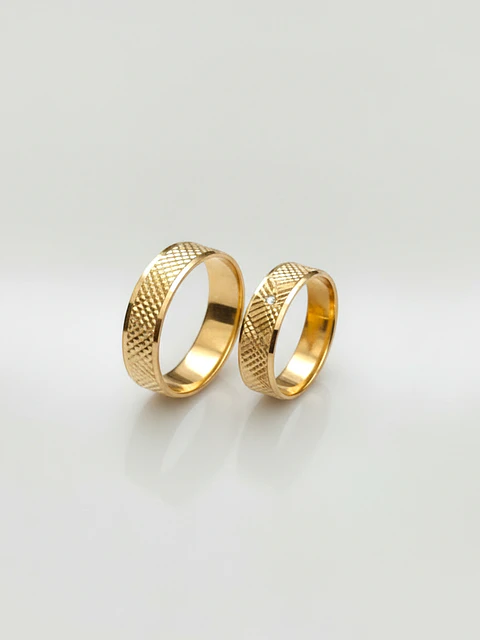 Argollas Matrimonio Satín de Estatus 5 mm Oro 18k