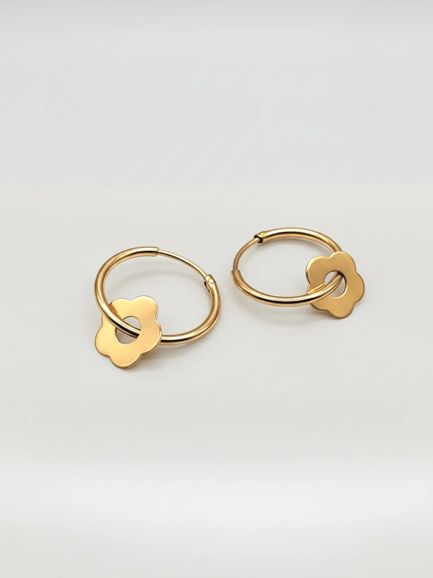 Aros Argolla Margarita Oro 18k 4