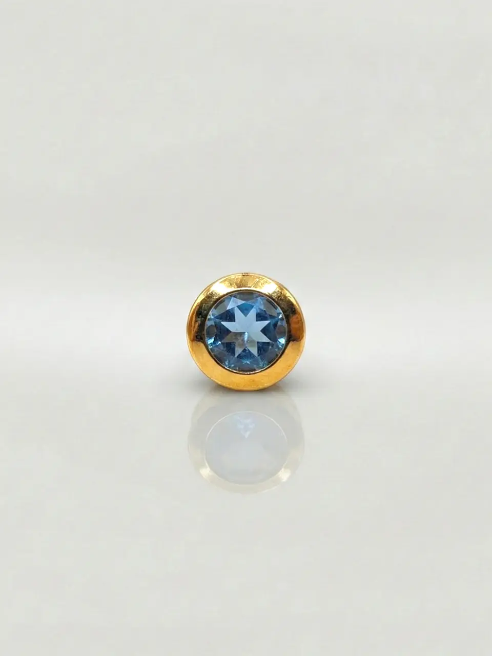 Colgante Punto de Luz Mar de Cristal Aguamarina Oro 18k 1