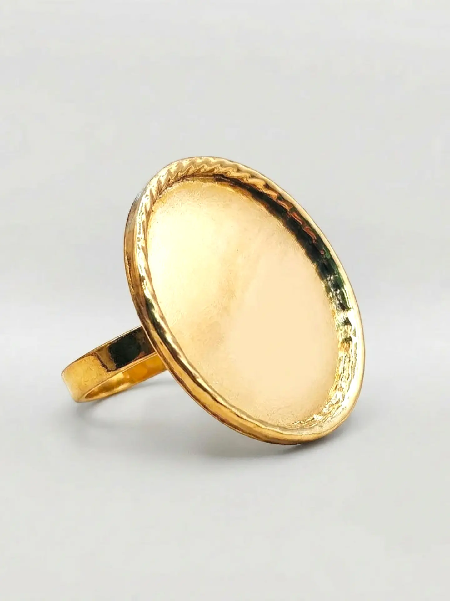 Anillo Tazo Majestuoso Redondo Oro 18k 5