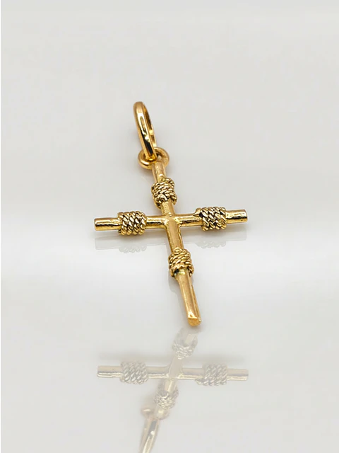 Colgante Cruz de Amarras Sagrada Oro 18k
