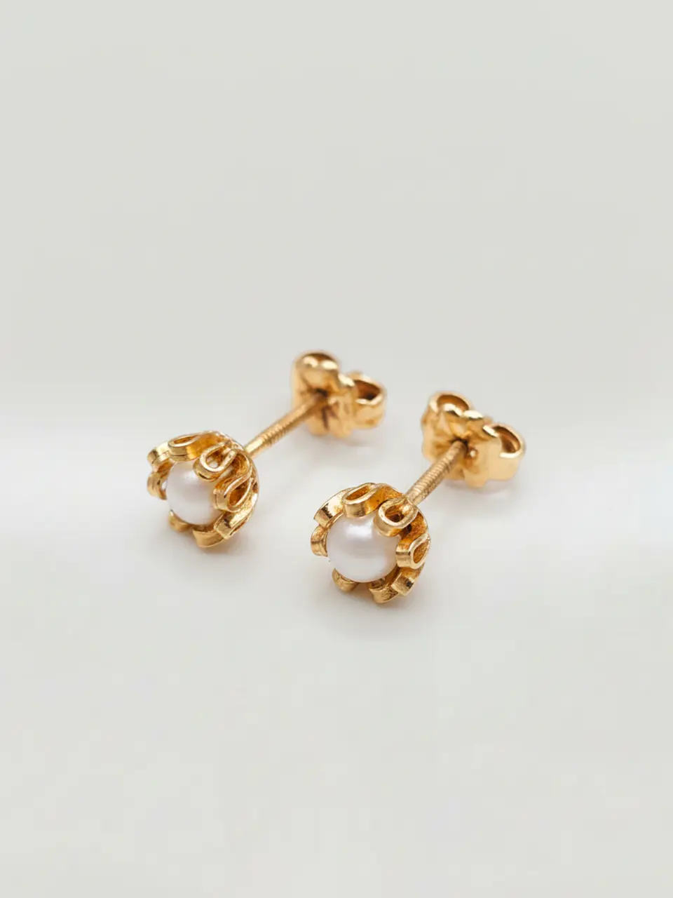 Aros Perla Cultivada Cuello de Gala Oro 18k 3