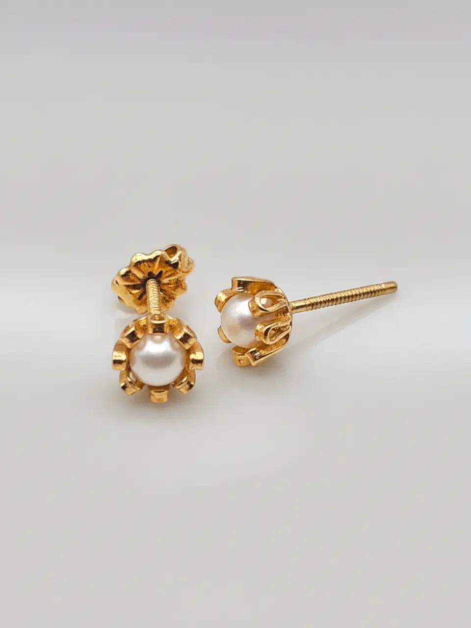 Aros Perla Cultivada Cuello de Gala Oro 18k 4