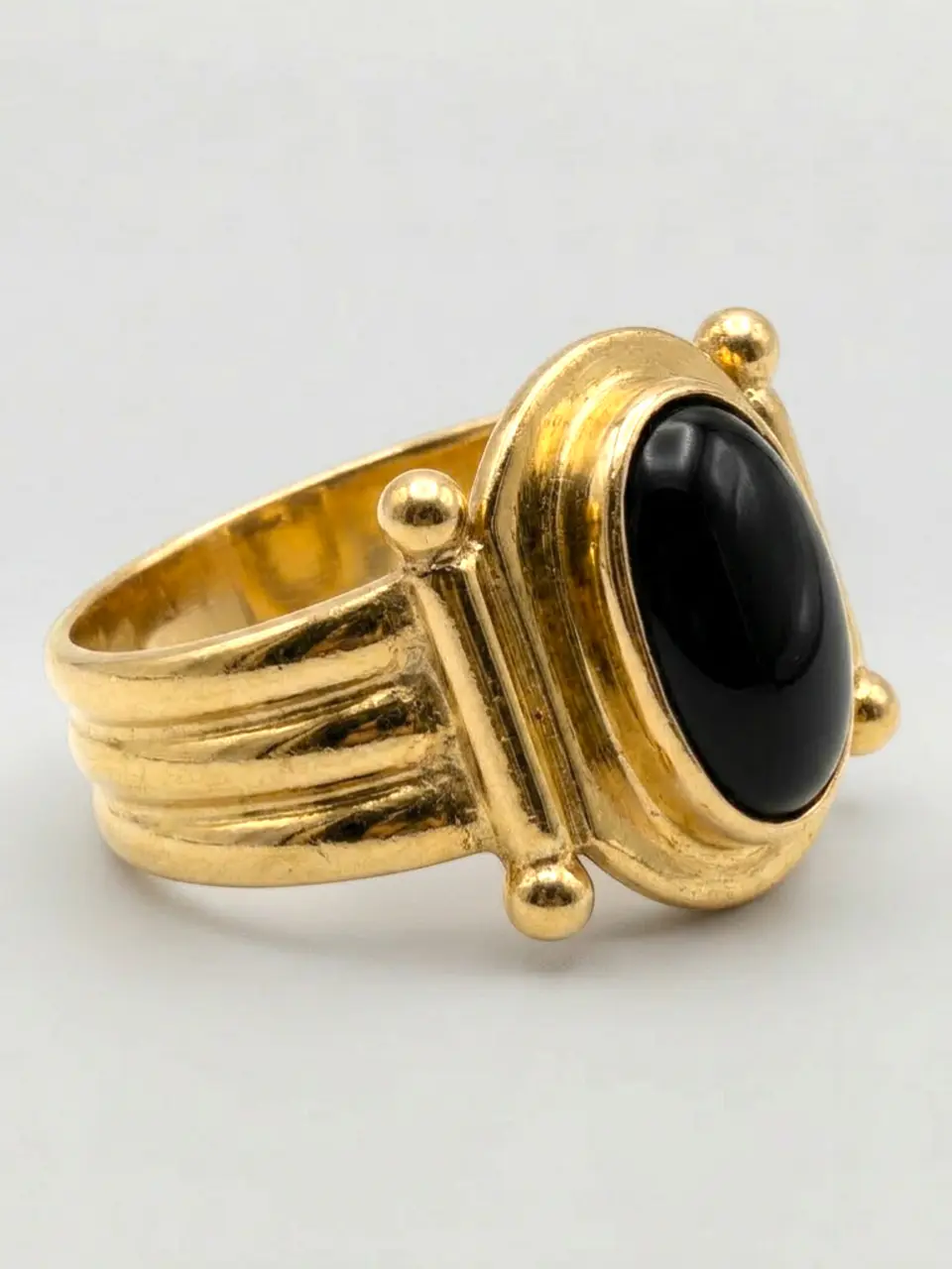 Anillo París Ónix Cabuchón Oro 18k 1