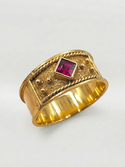 Anillo Roma Rombo de Rubí Oro 18k