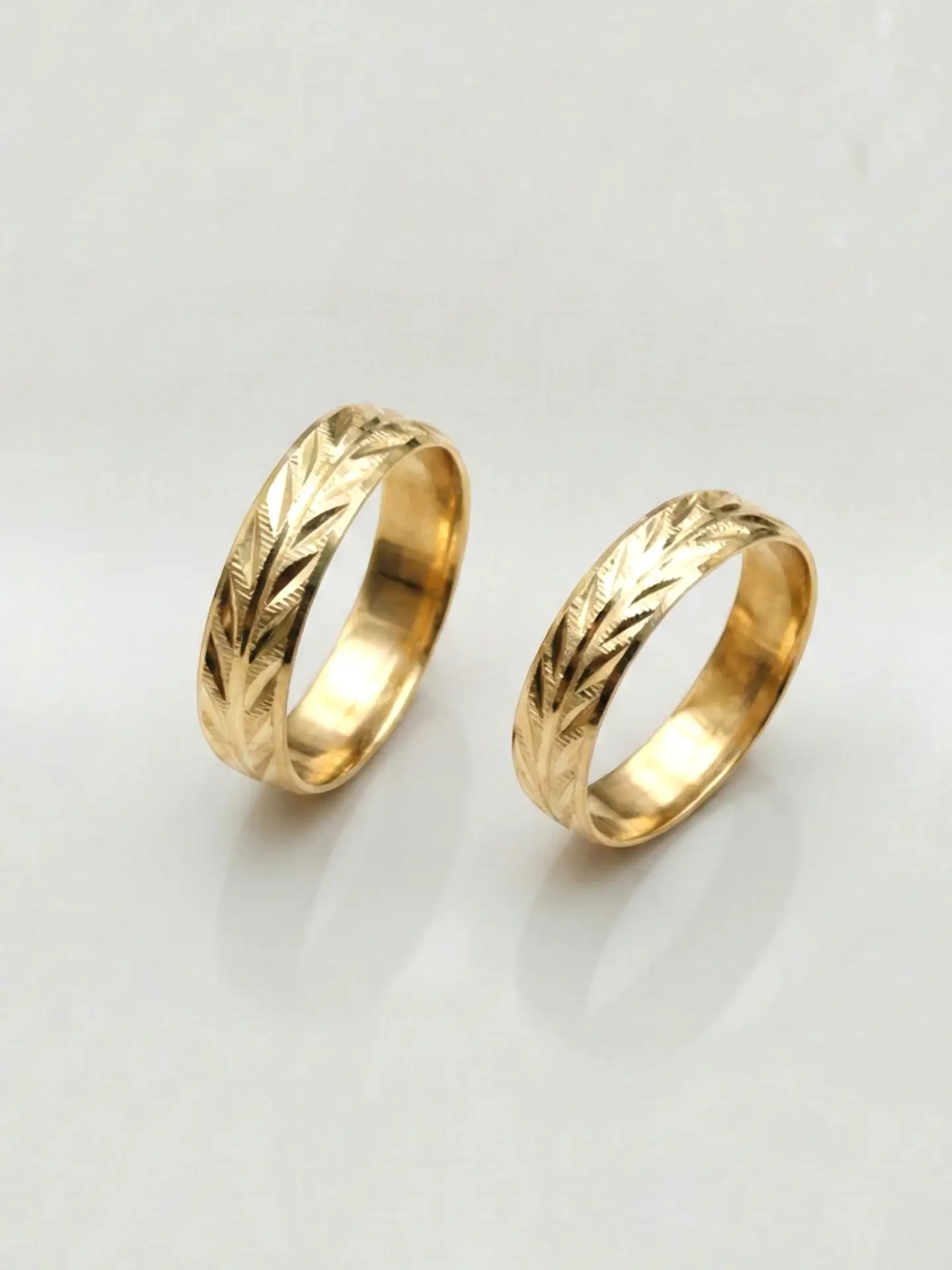 Argollas Nupciales Tallado Espiga 5 mm Oro 18k 3