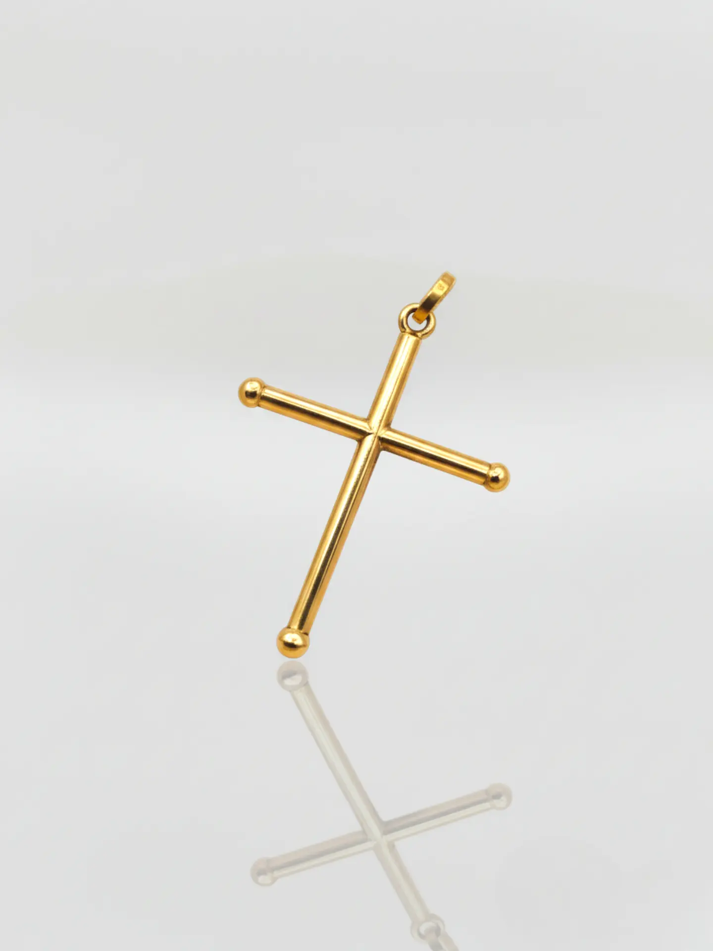 Colgante Cruz Tubular de Fe Oro 18k 4