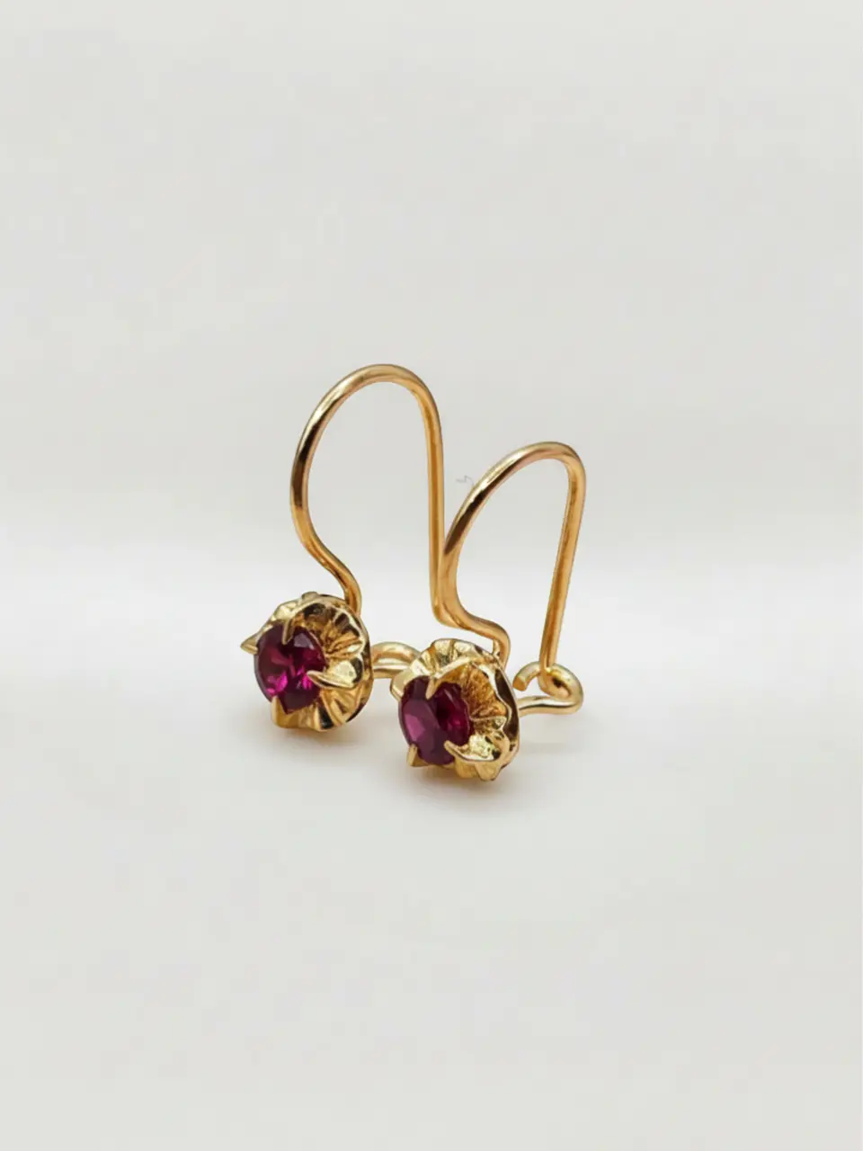 Aros Chatón Pasión de Rubí Oro 18k 5