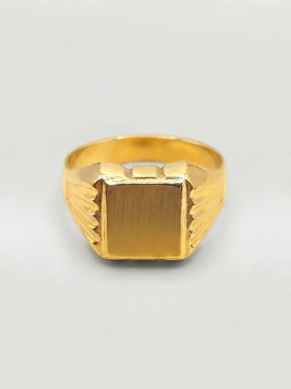 Anillo Sello Masculino de Poder Oro 18k 1