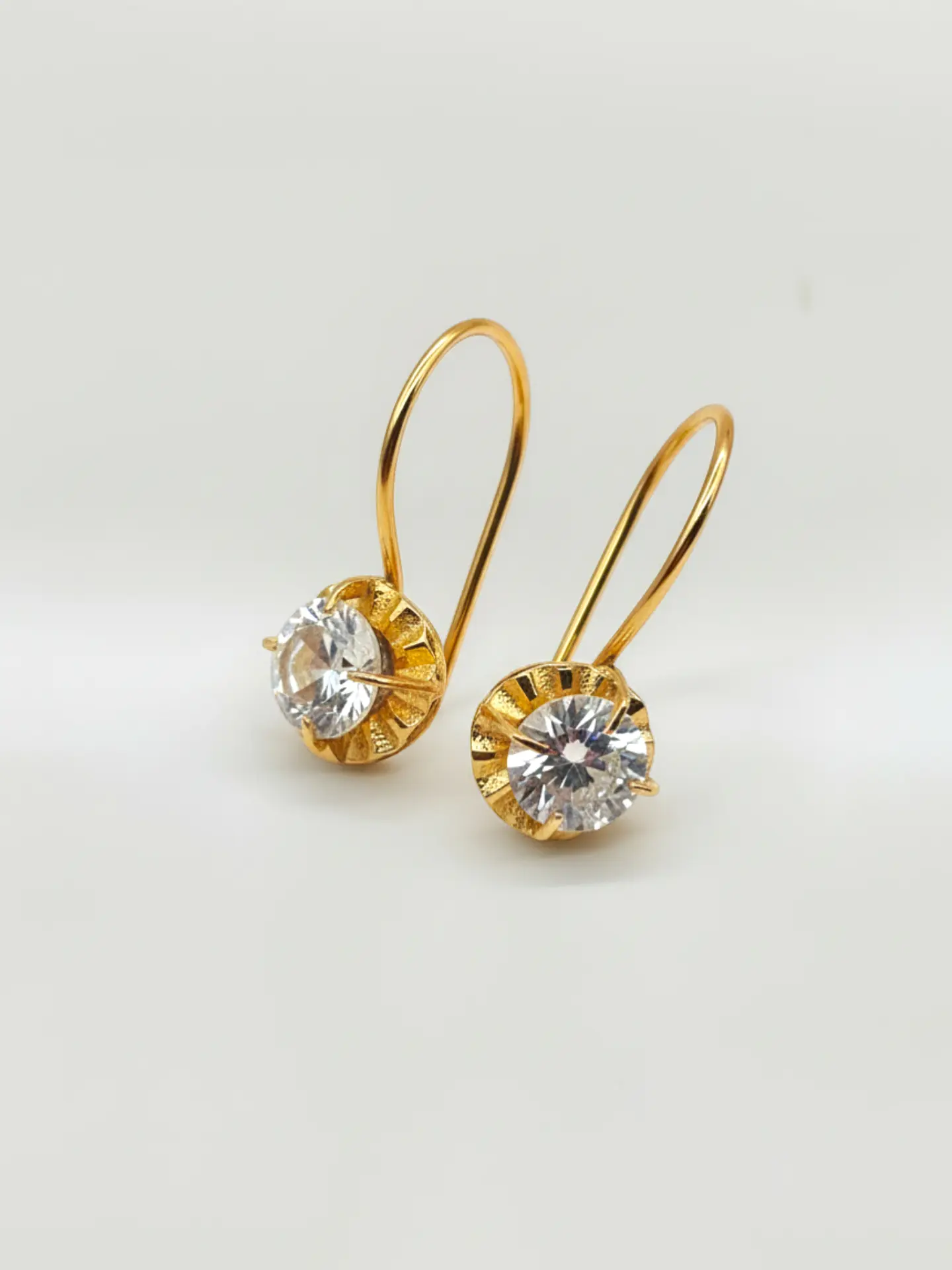 Aros Chatón Resplandor de Circón Oro 18k 3