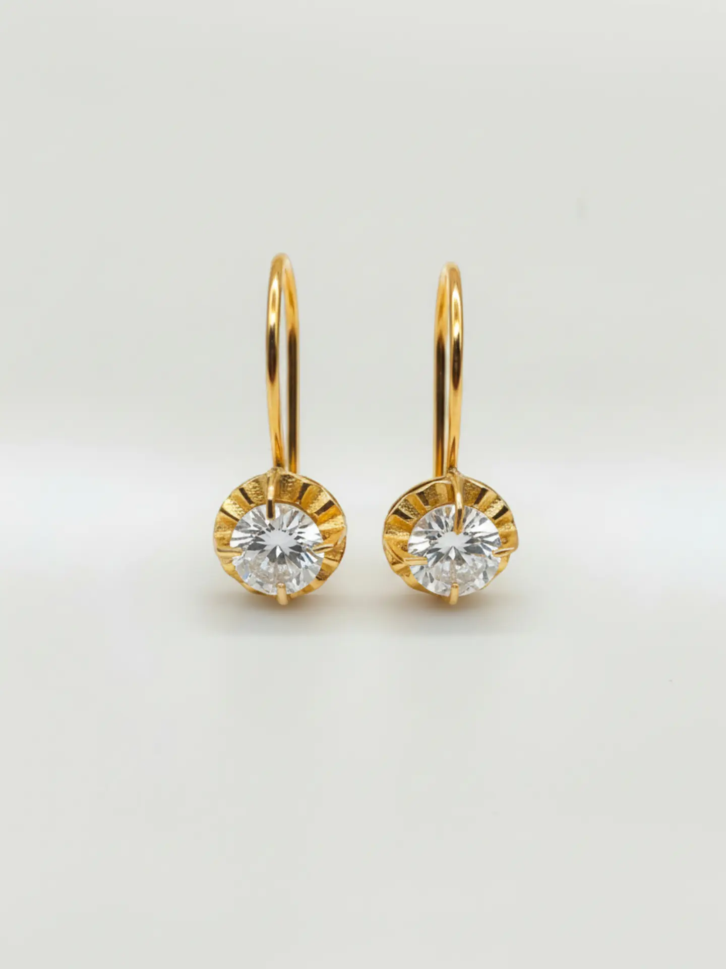 Aros Chatón Resplandor de Circón Oro 18k 1