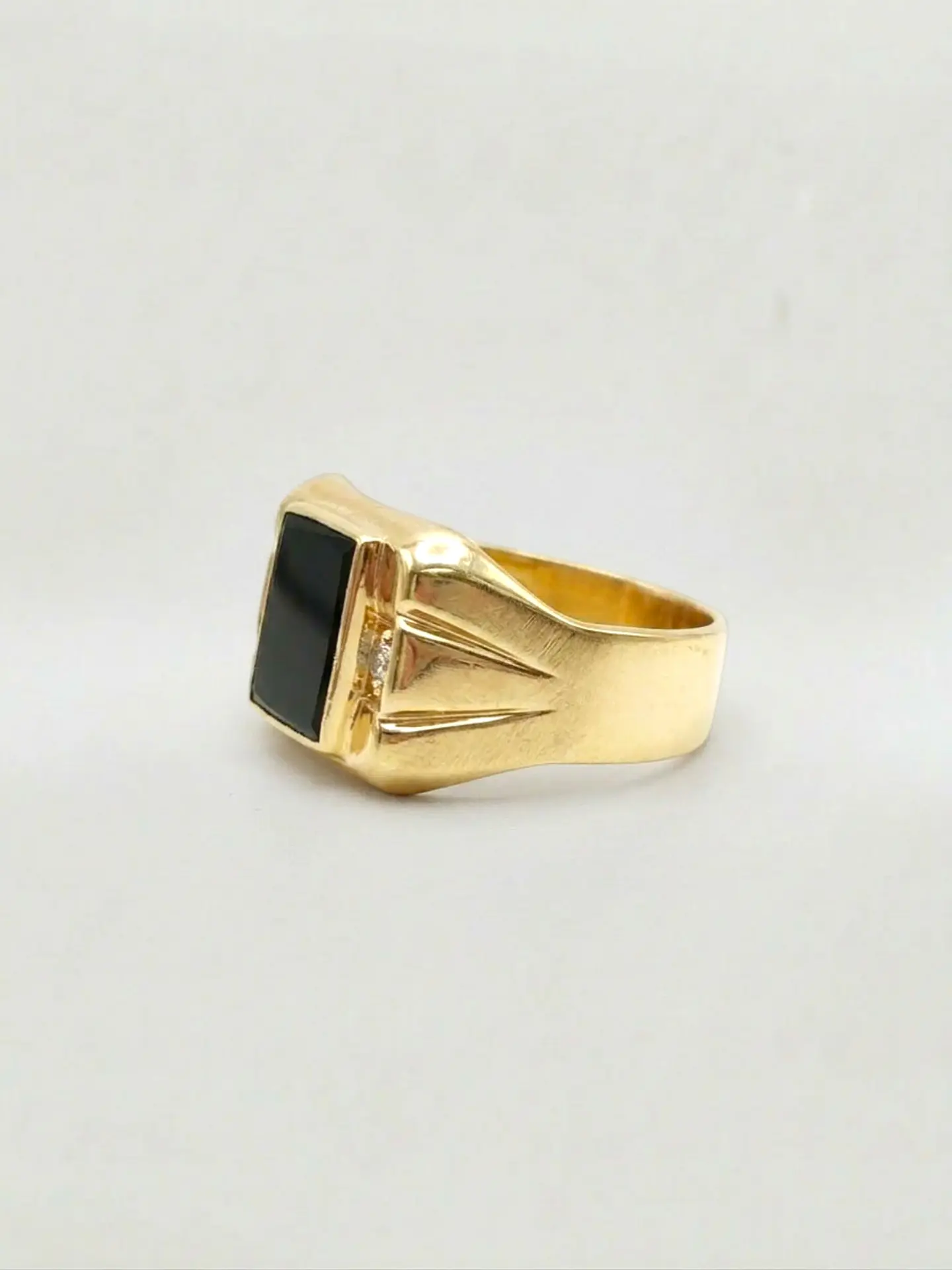 Anillo Sello Imperial de Ónix y Circones Oro 18k 3