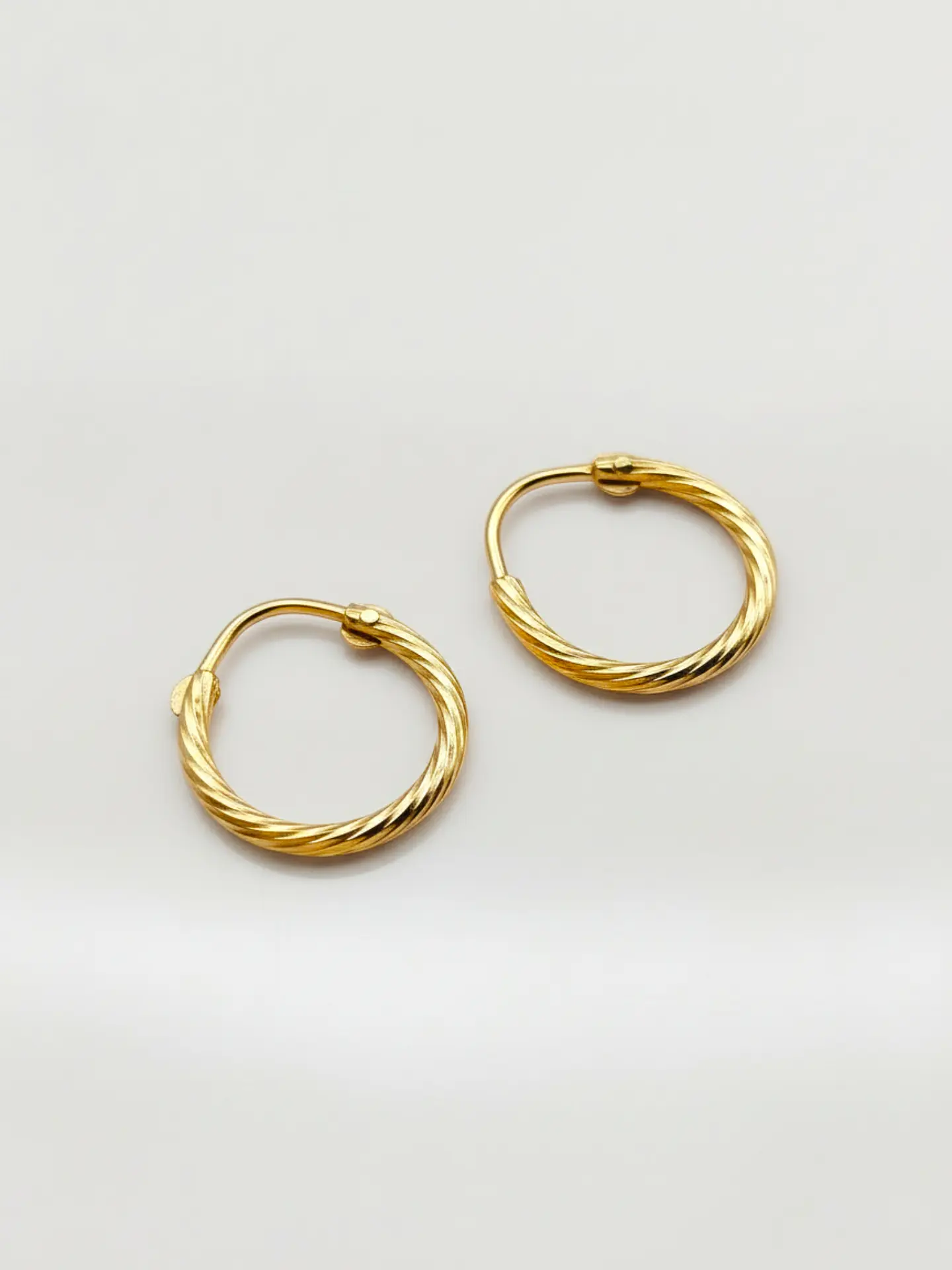 Aros Argollas Satín Distinción Oro 18k 4