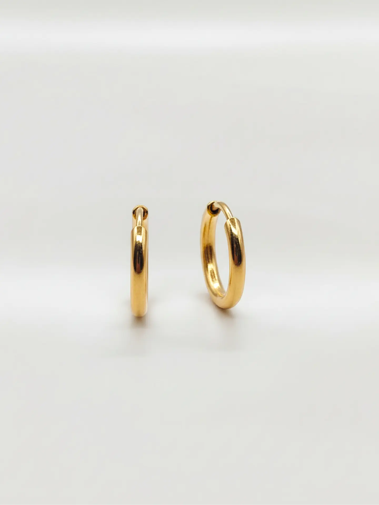 Aros Argolla Tubo Esencia Oro 18k 3