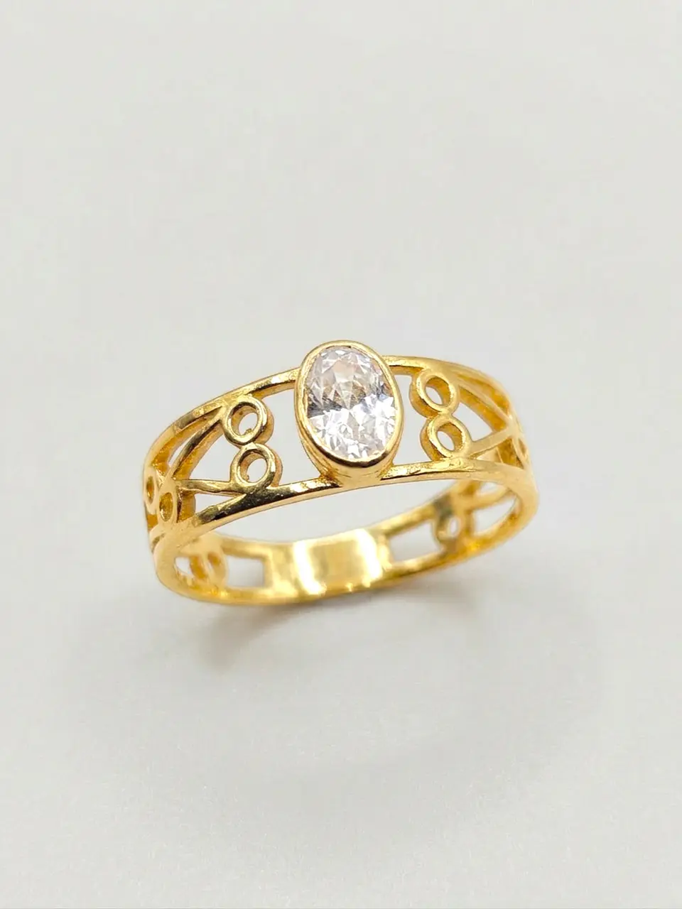 Anillo Olimpo Resplandor de Circones Oro 18k 5