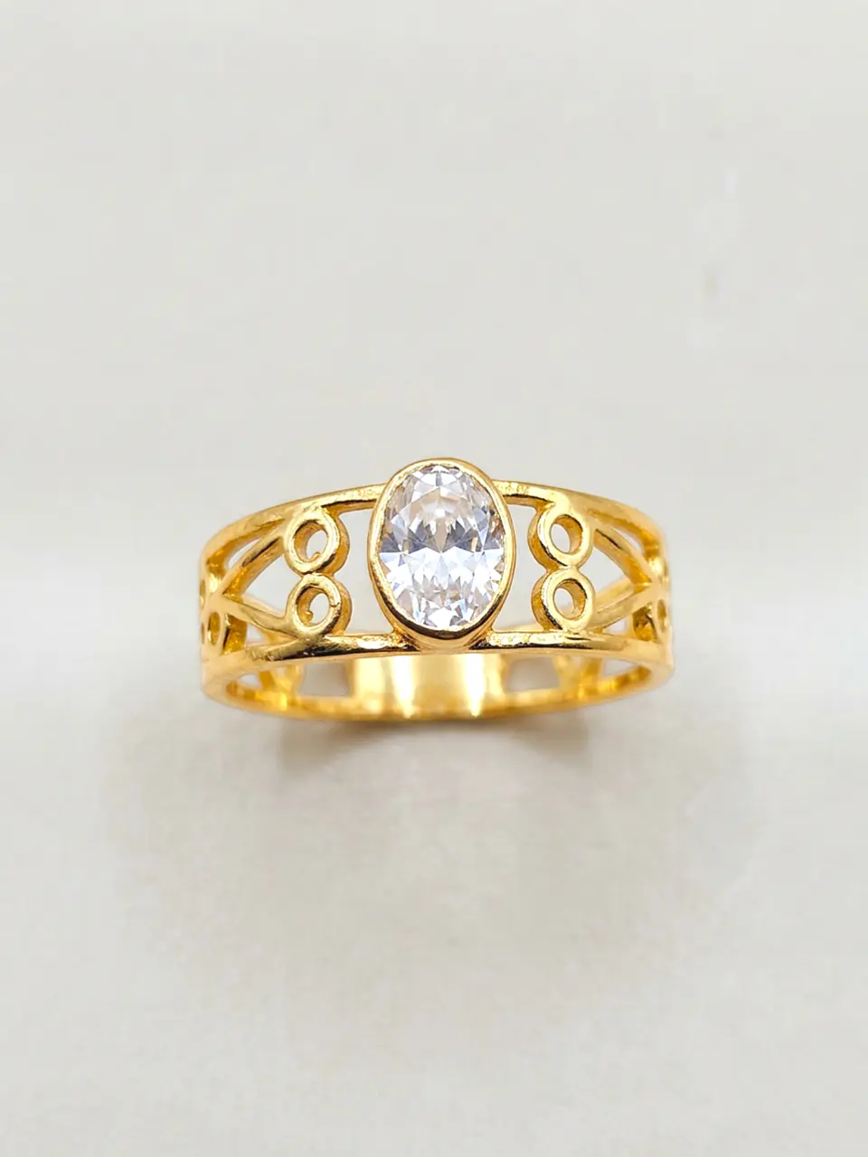 Anillo Olimpo Resplandor de Circones Oro 18k 6