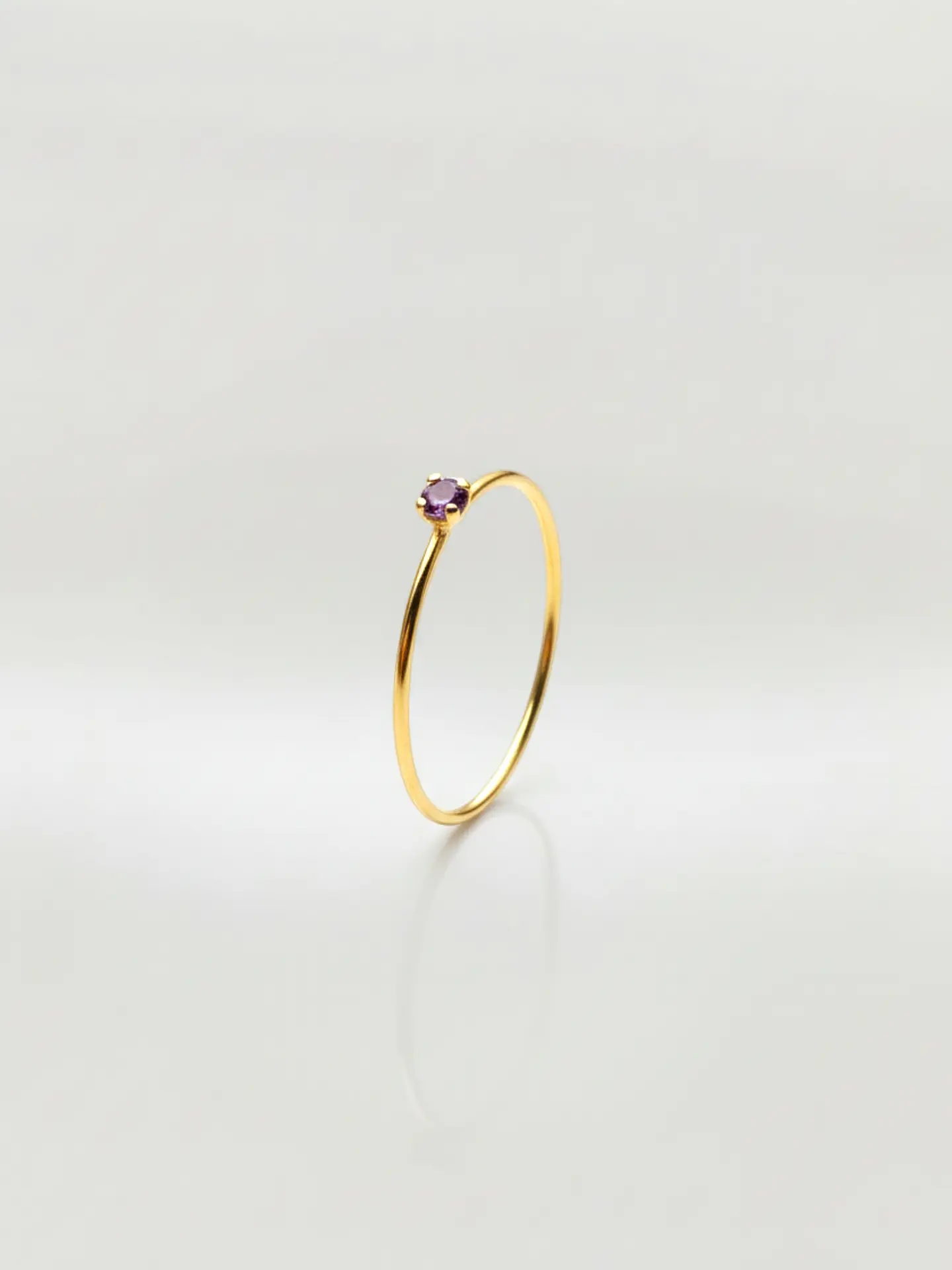 Anillo Solitario Esencia de Amatista Oro 18k 2