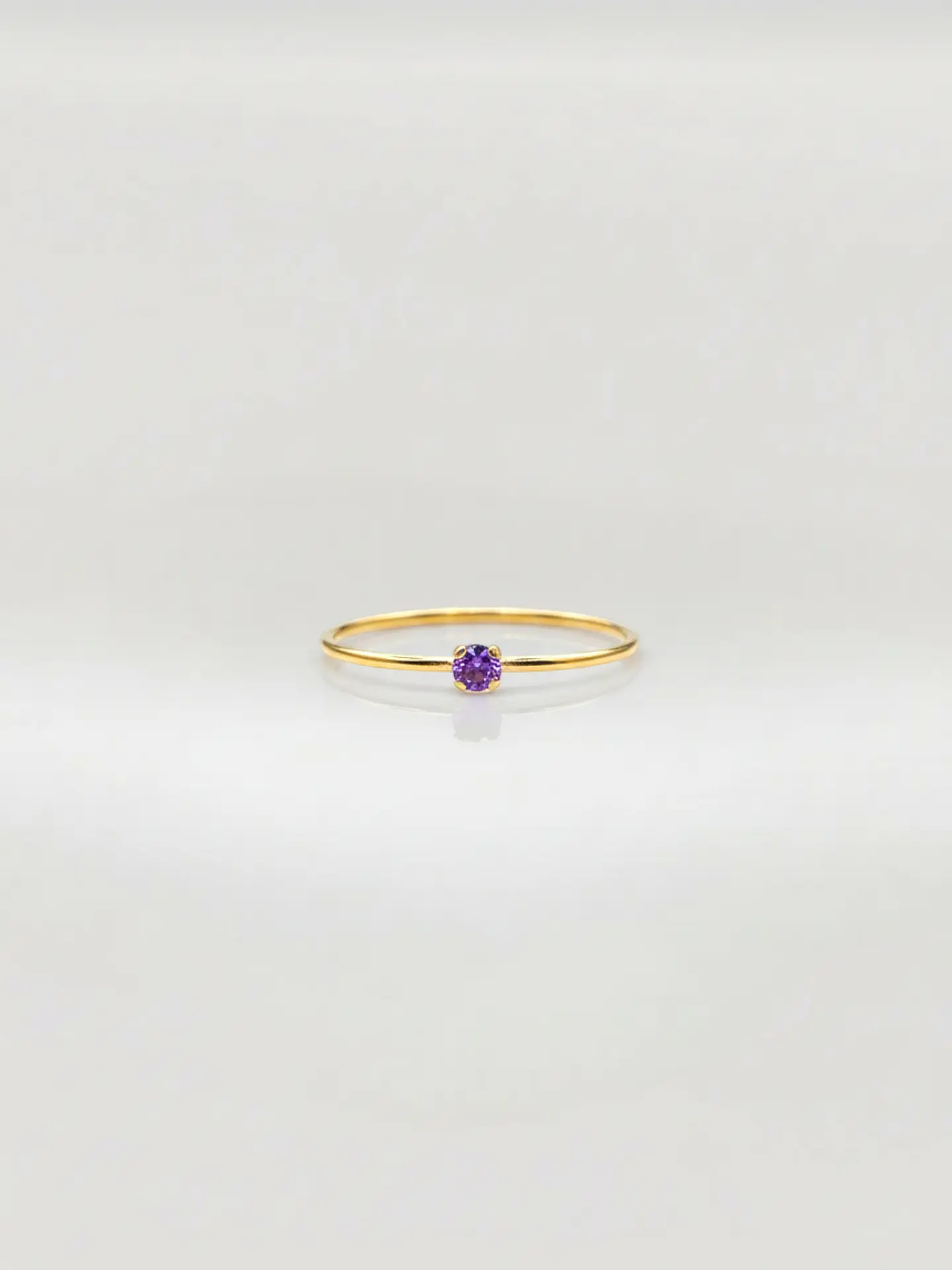 Anillo Solitario Esencia de Amatista Oro 18k 1
