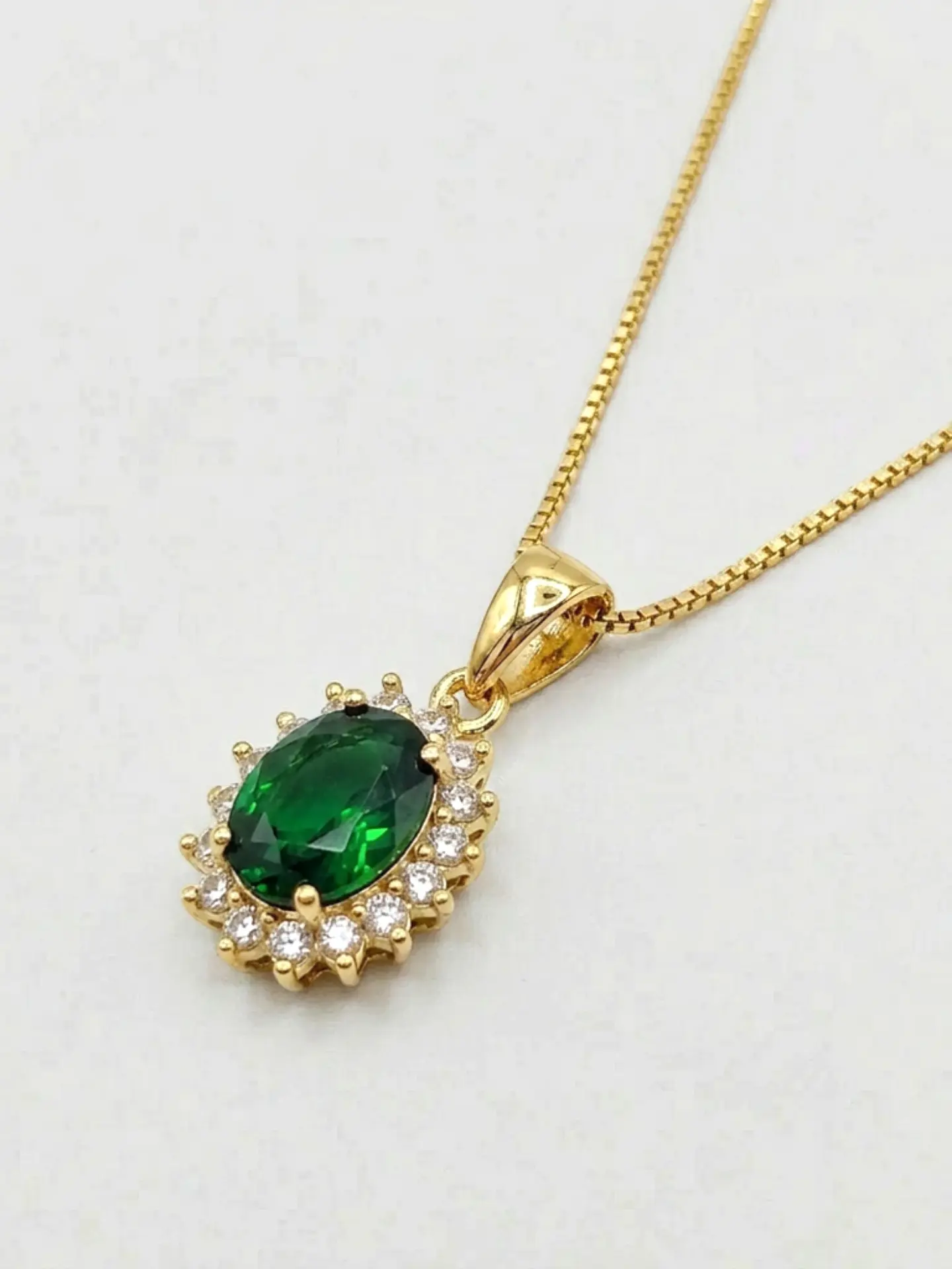 Cadena Veneciana Lady Jardín de Esmeralda Oro 18k 2