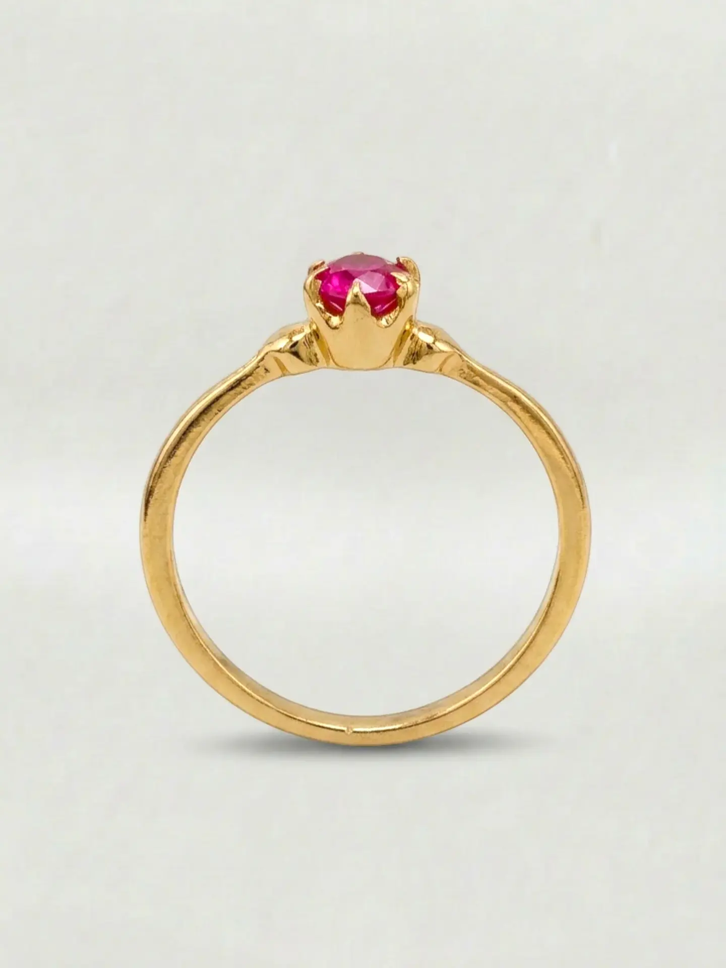 Anillo Solitario Pasión de Rubí Oro 18k 2