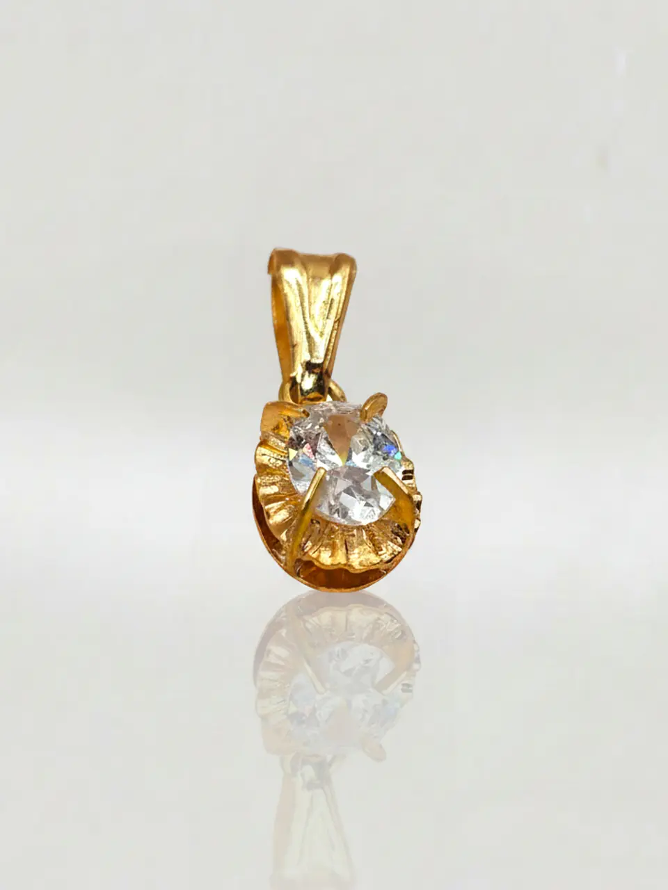 Colgante Chatón Oval de Circón Oro 18k 4