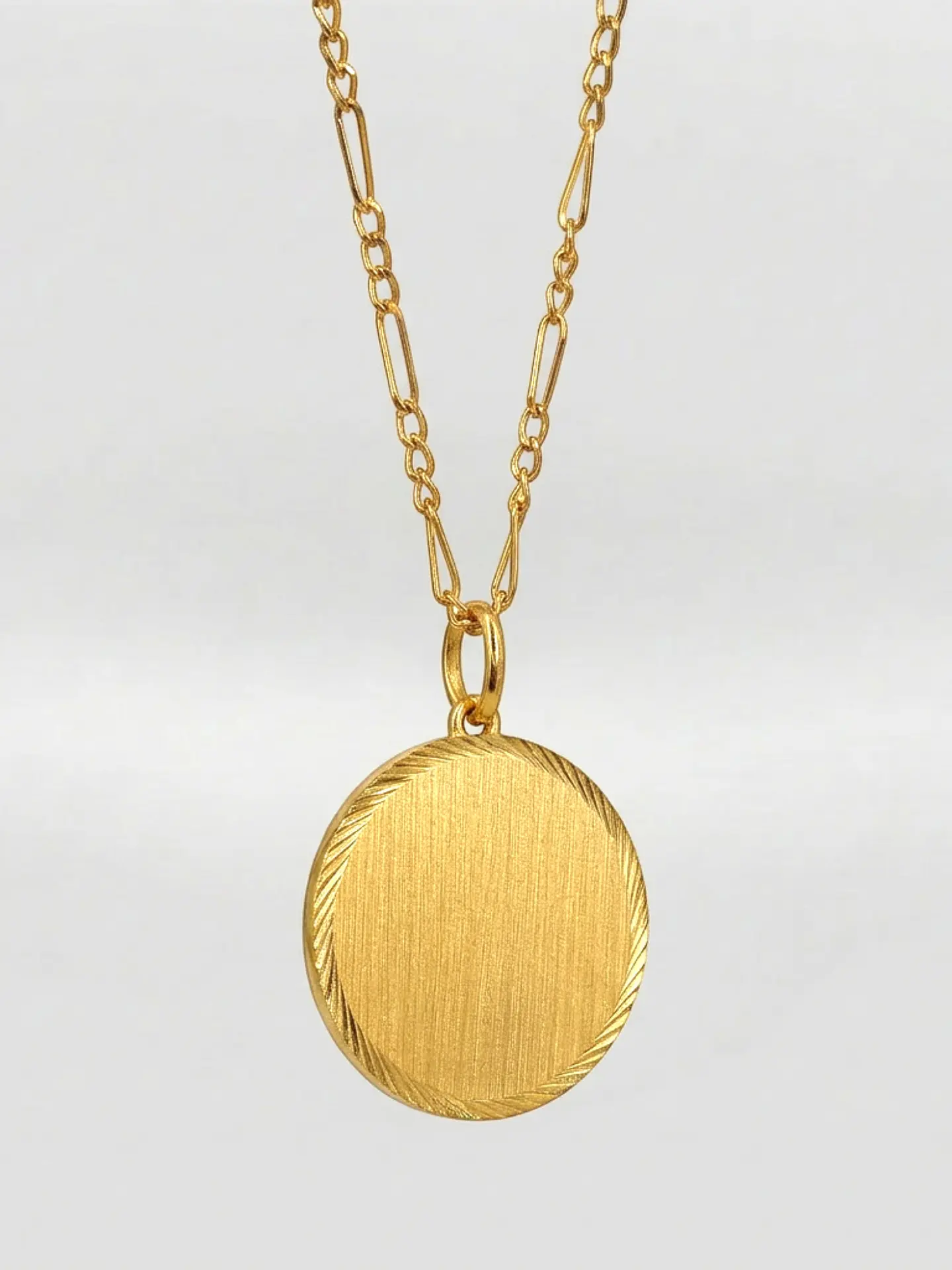 Cadena Cartier con Disco de Prestigio Oro 18k 3