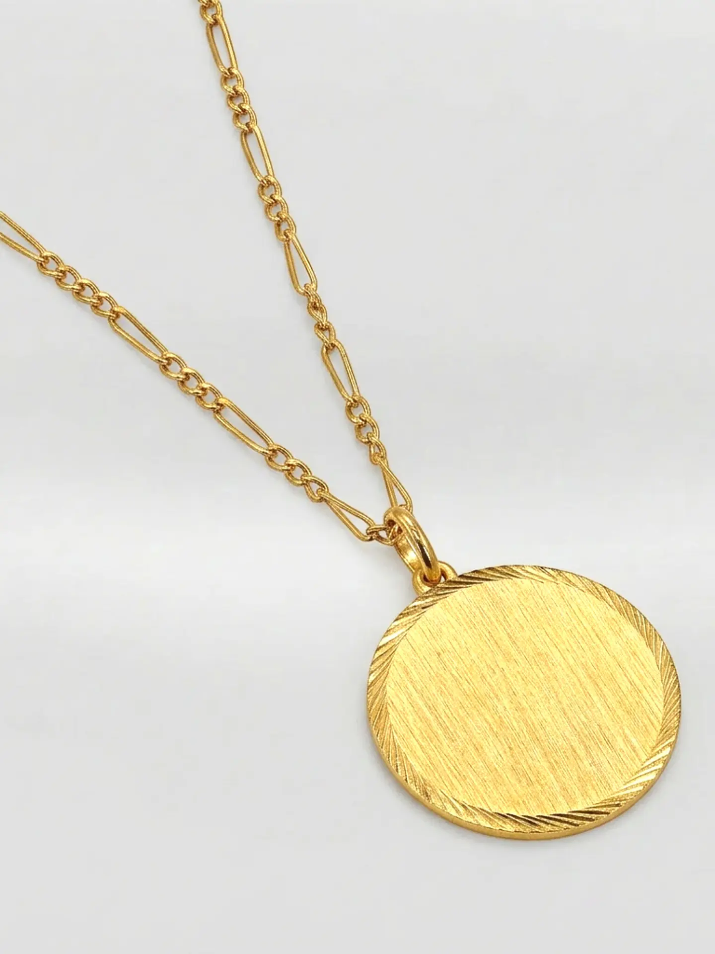 Cadena Cartier con Disco de Prestigio Oro 18k 5