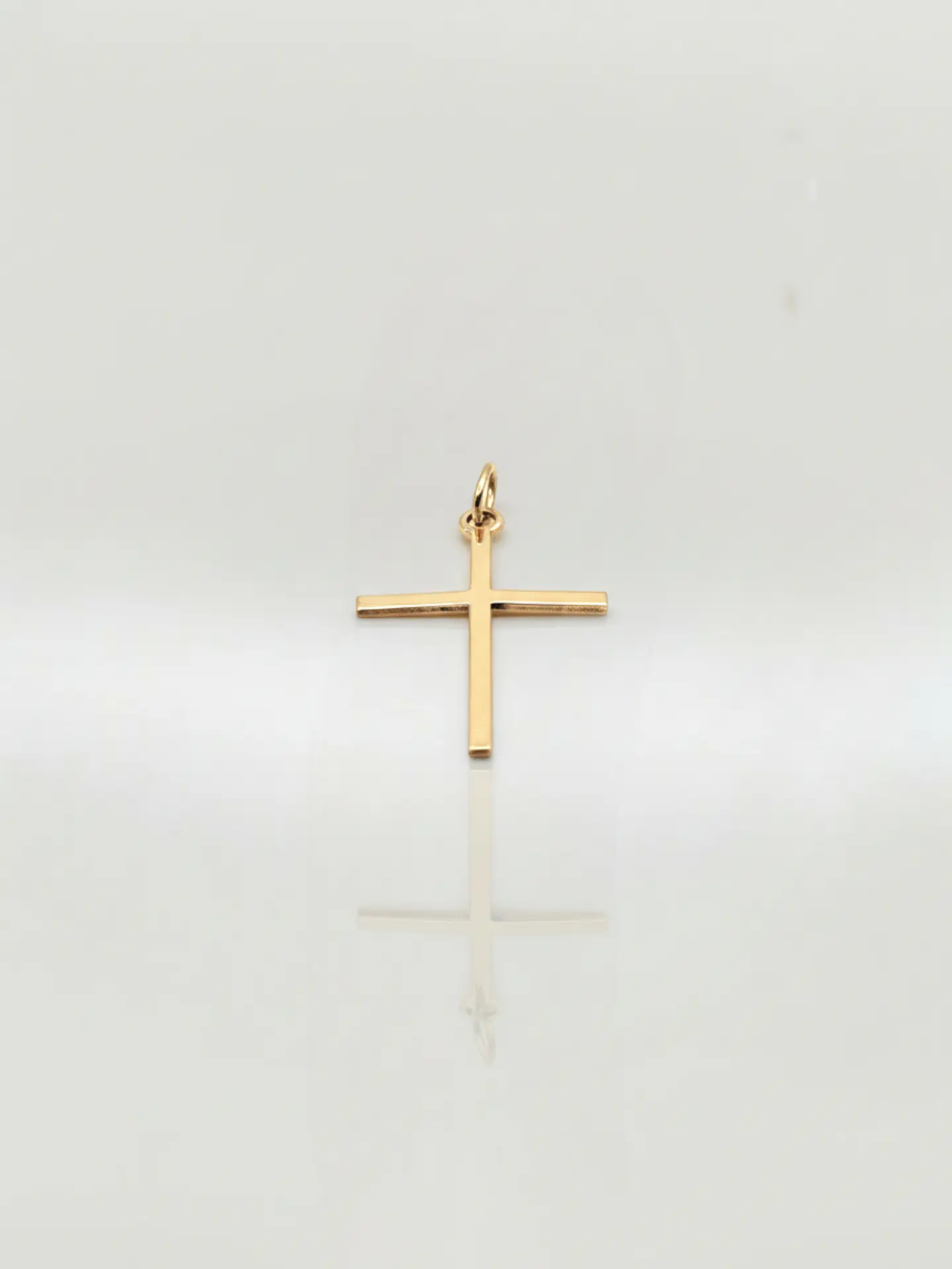 Colgante Cruz Estilizada de Fe Oro 18k 4