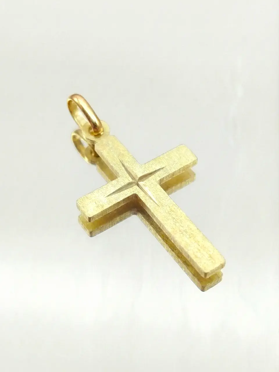 Colgante Cruz Calada de Fe Oro 18k 4