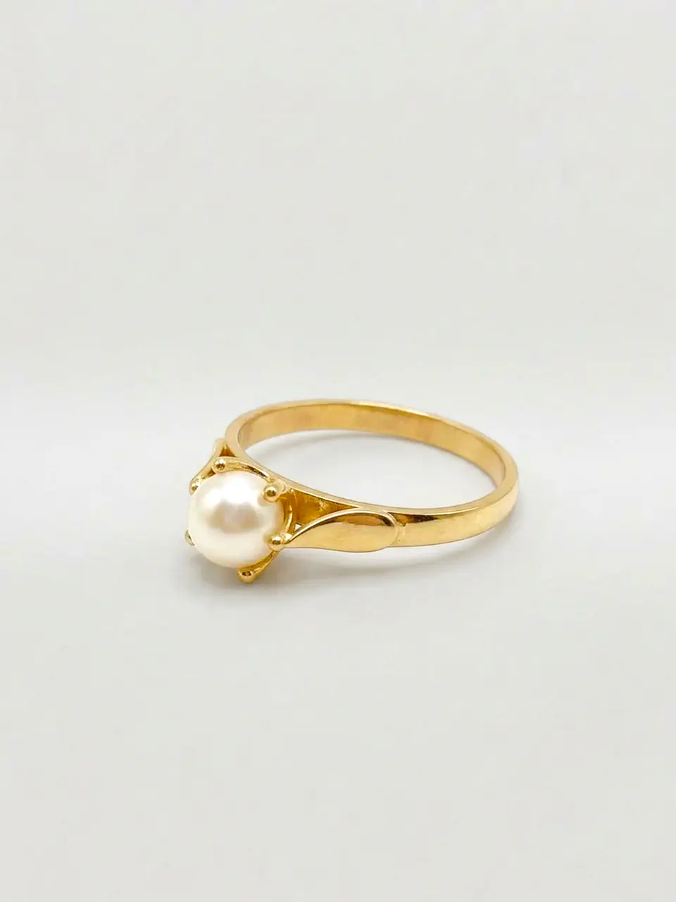 Anillo Pistilo Perla Cultivada Esplendor Oro 18k 1