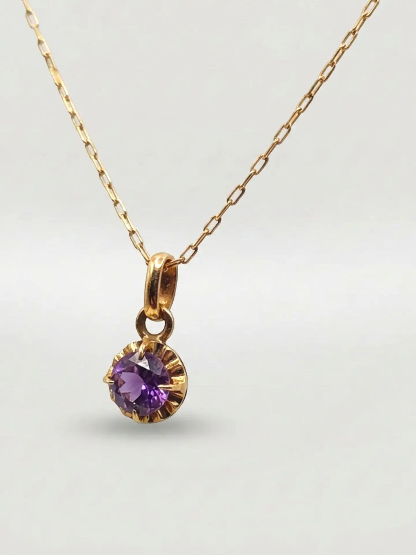 Cadena Chatón Amatista Esplendor Oro 18k 5