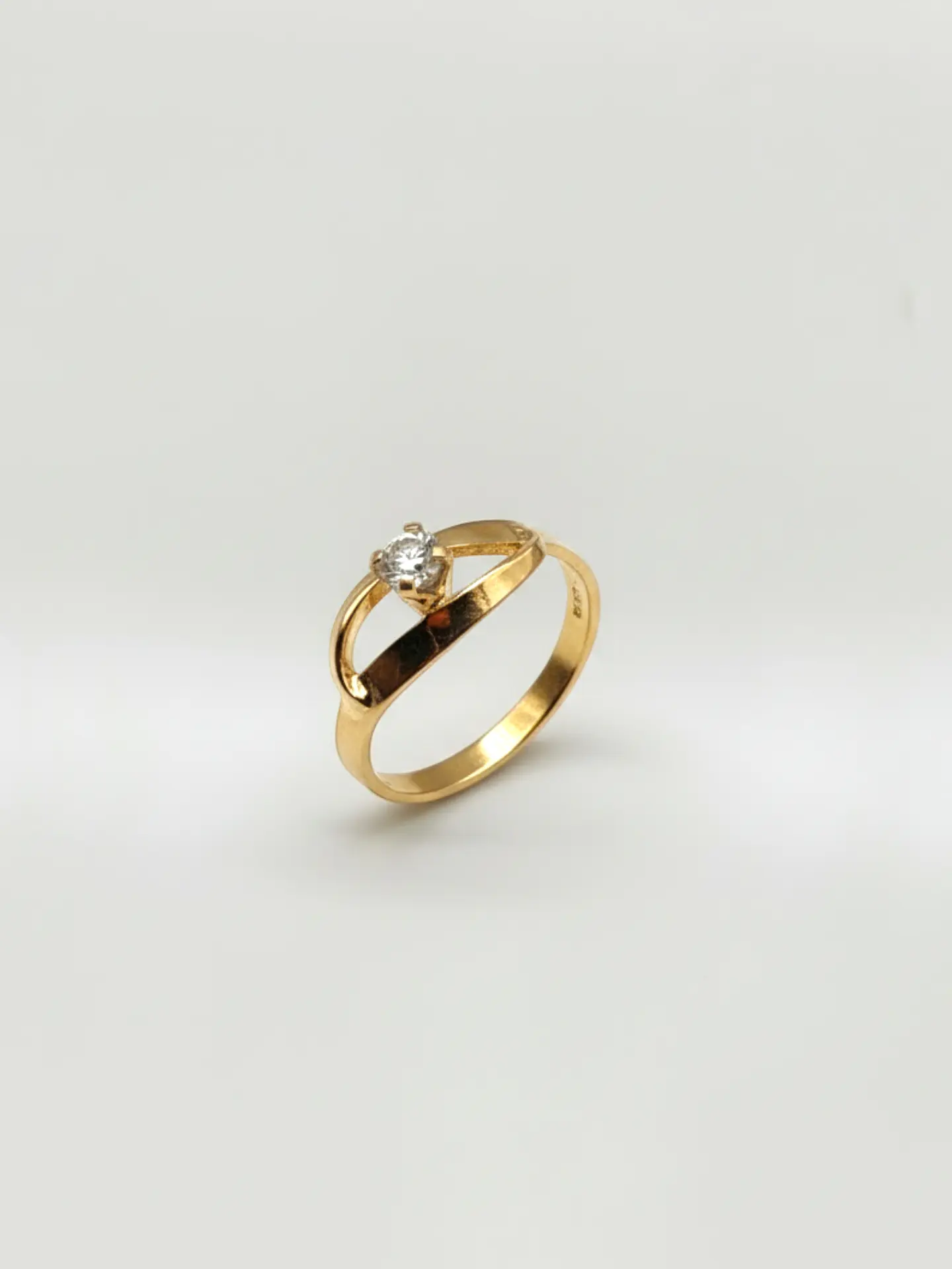 Anillo Fulgor de Circón Oro 18k 3
