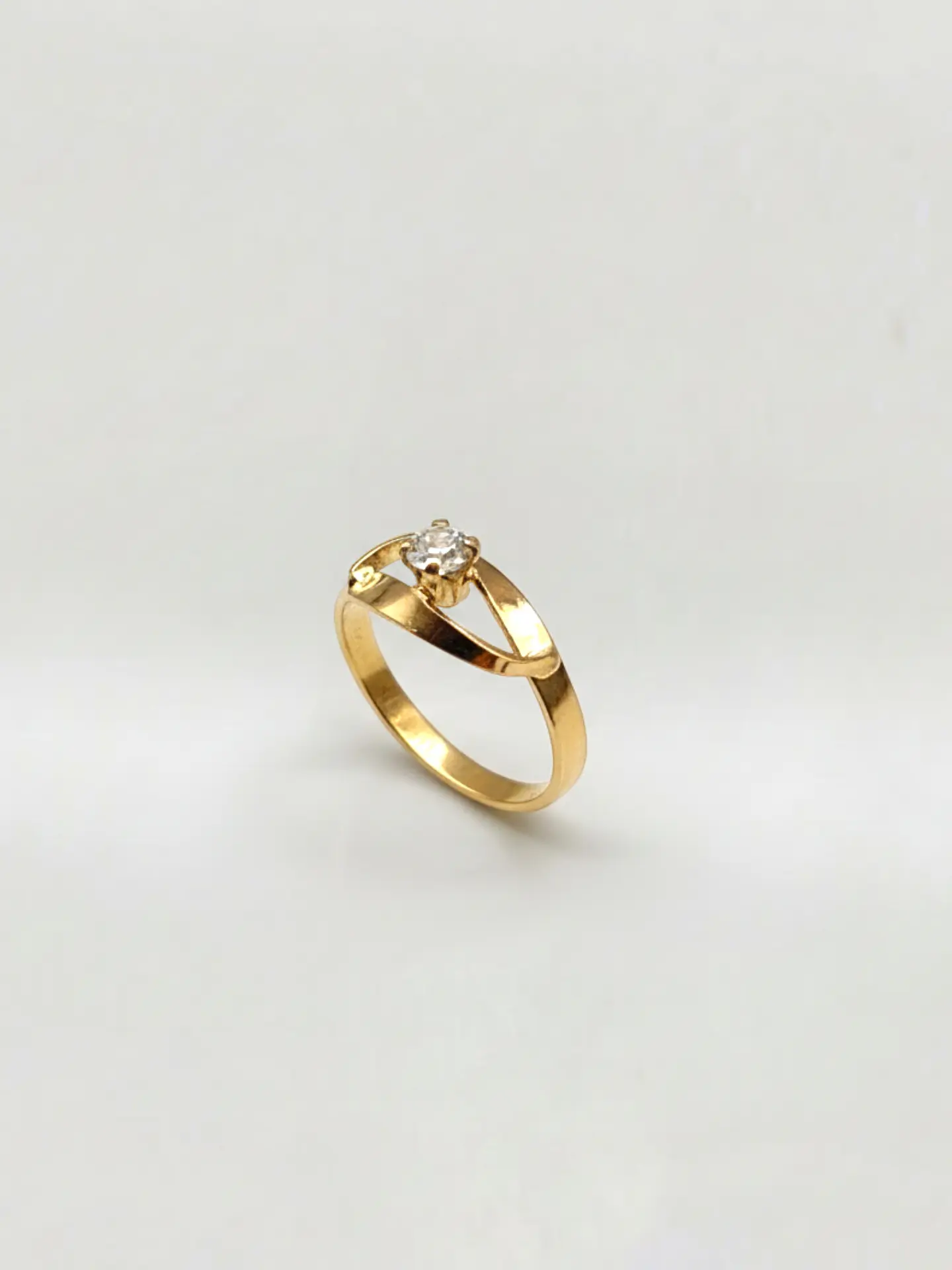 Anillo Fulgor de Circón Oro 18k 4