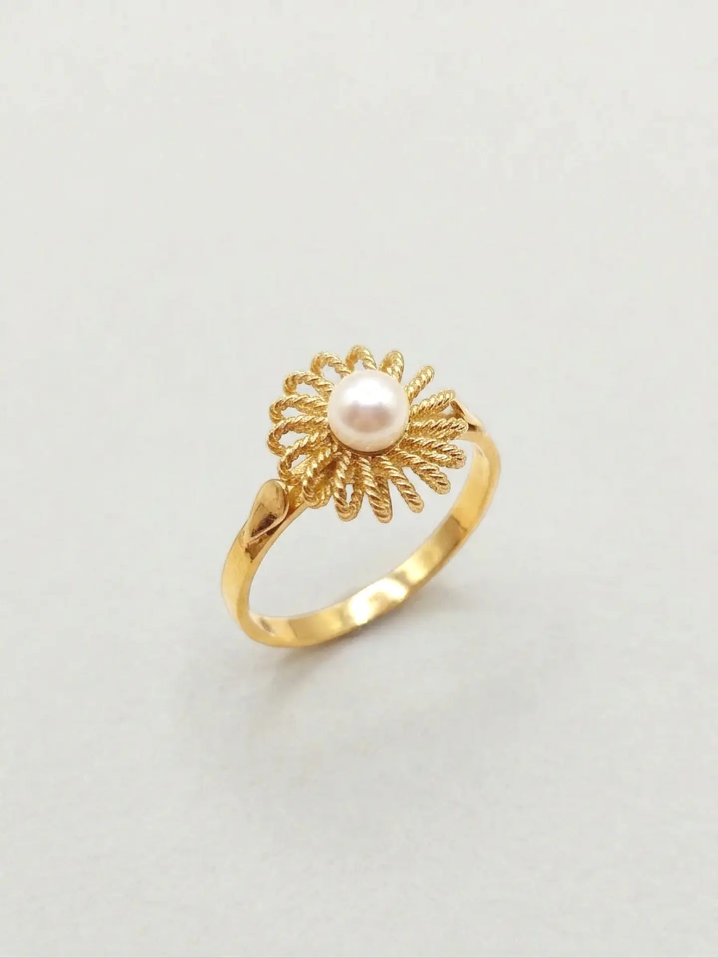 Anillo Sol de Perla Cultivada Oro 18k 5