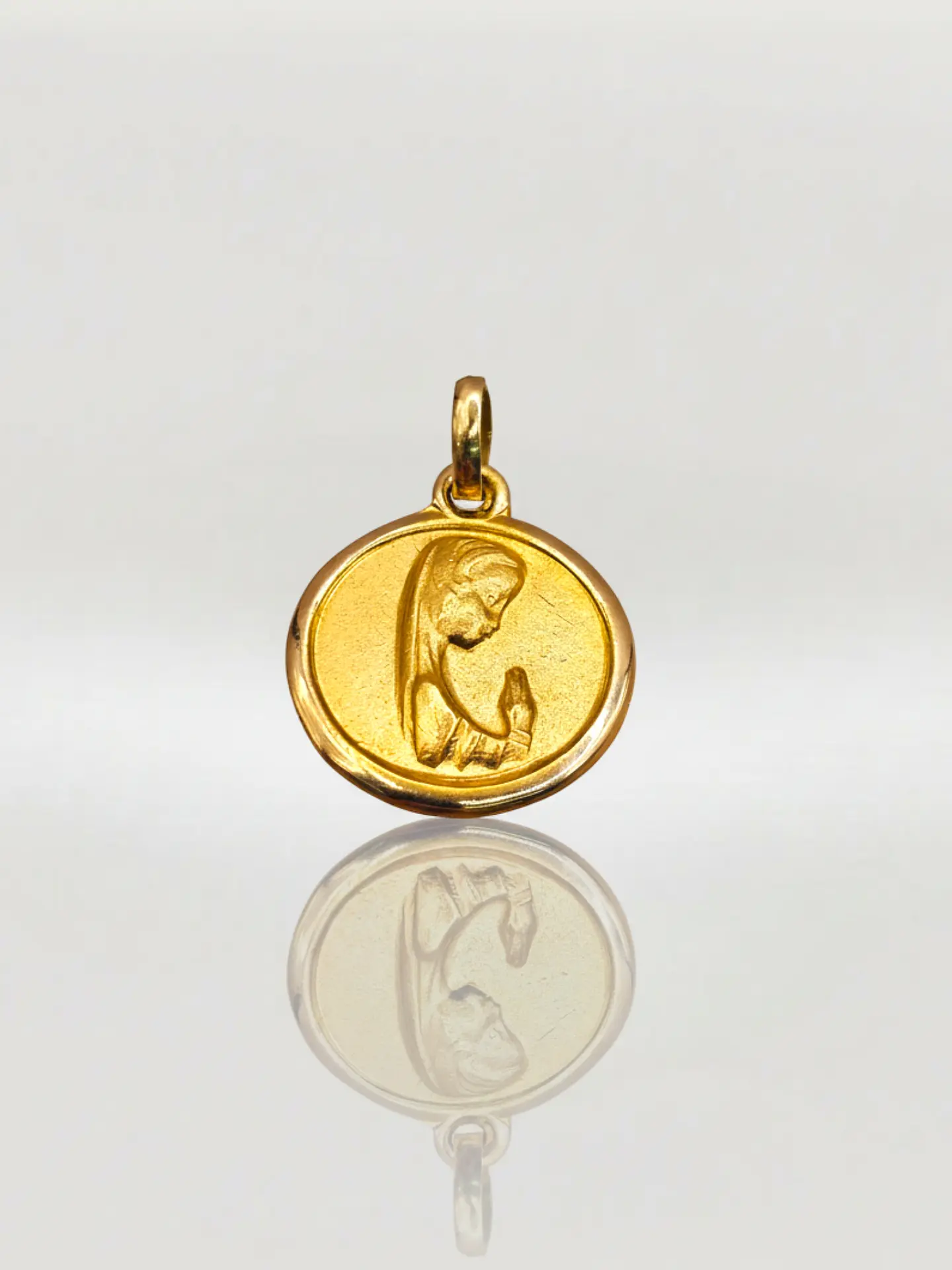 Colgante Devoción Virgen Niña Oro 18k 2