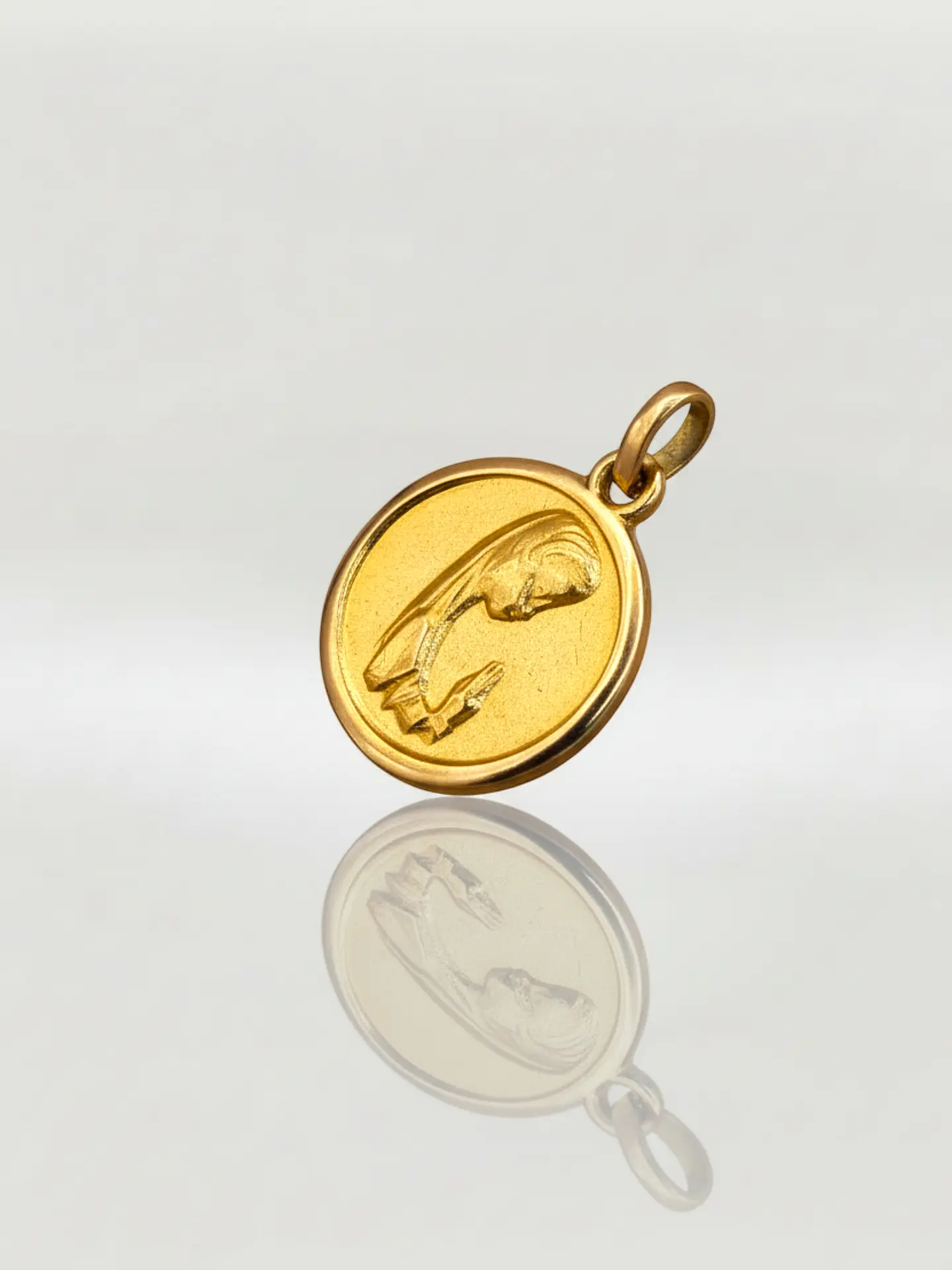 Colgante Devoción Virgen Niña Oro 18k 3