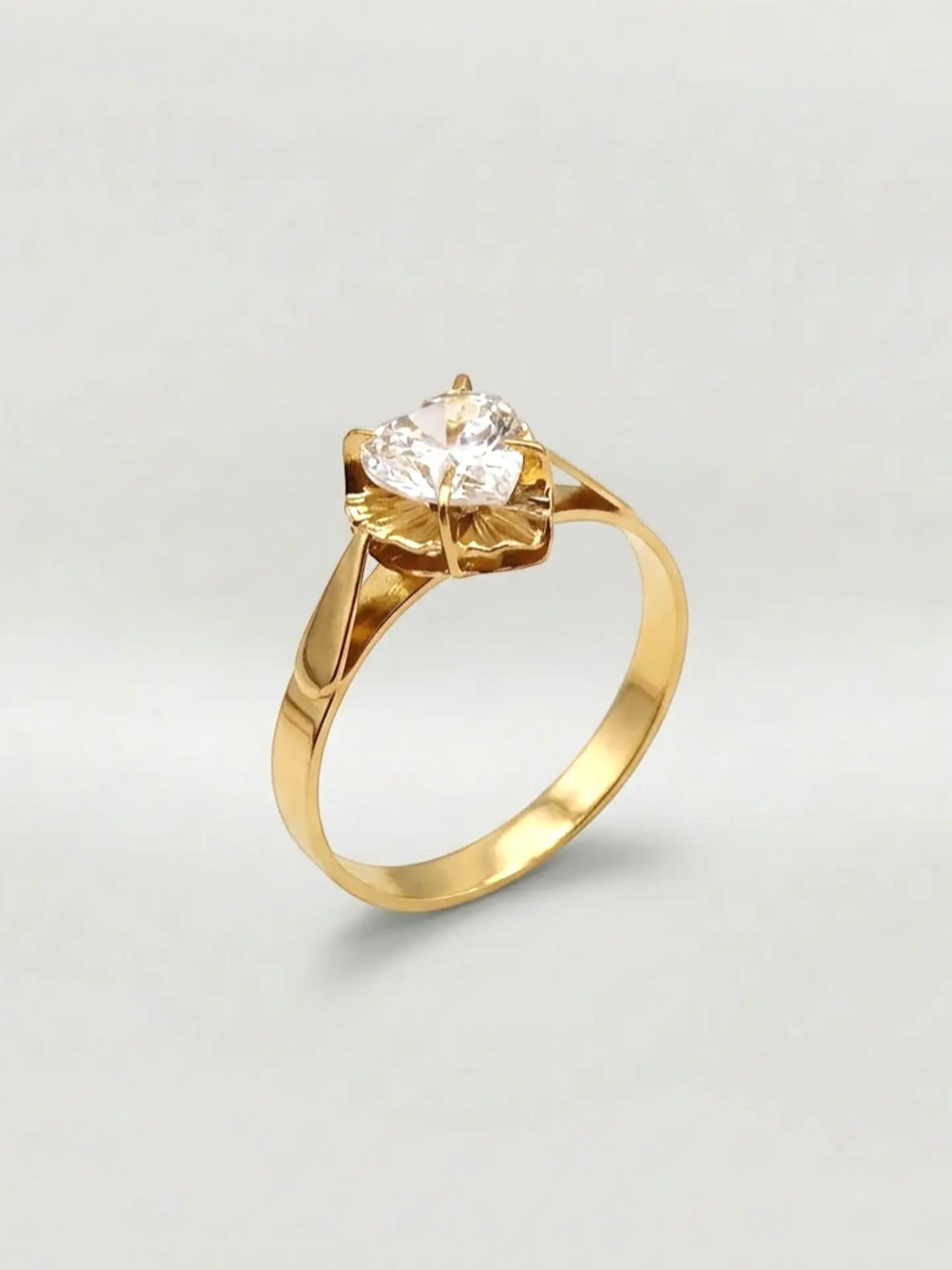 Anillo Corazón de Cristal Circón Oro 18k 4