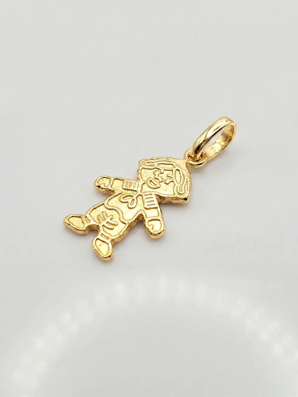 Colgante Ternura de Niño Oro 18k 4