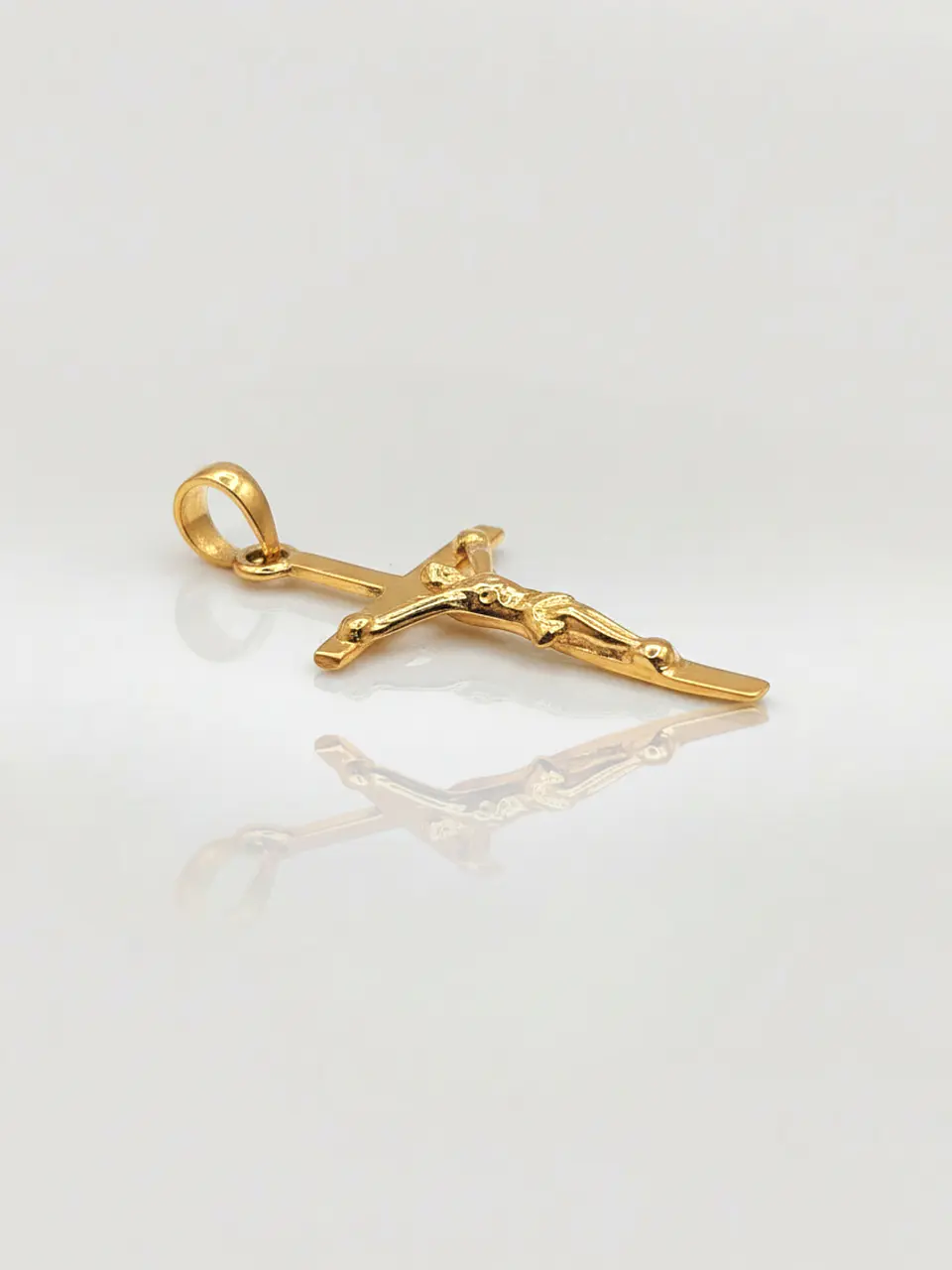 Colgante Cruz de Fe con Cristo Oro 18k 6