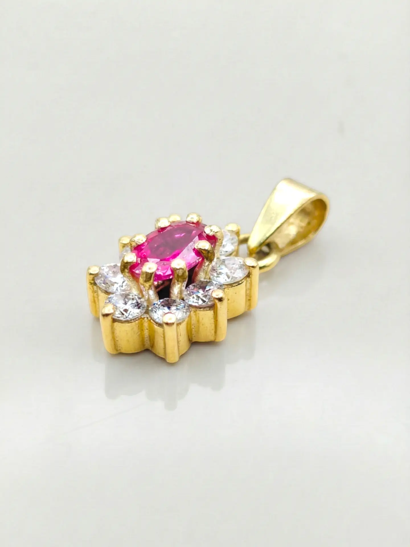 Colgante Lady Pasión de Rubí Oro 18k 4