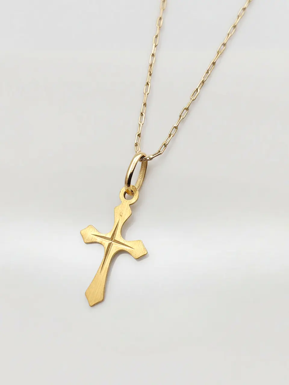 Cadena Devoción Satín con Cruz Oro 18k 3