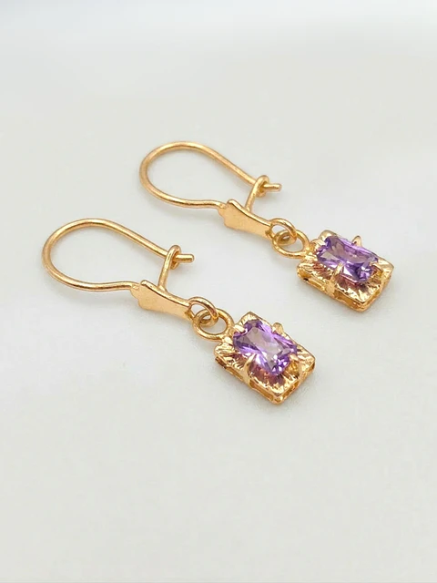 Aros Chatón Cuadrado Amatista Imperial Oro 18k