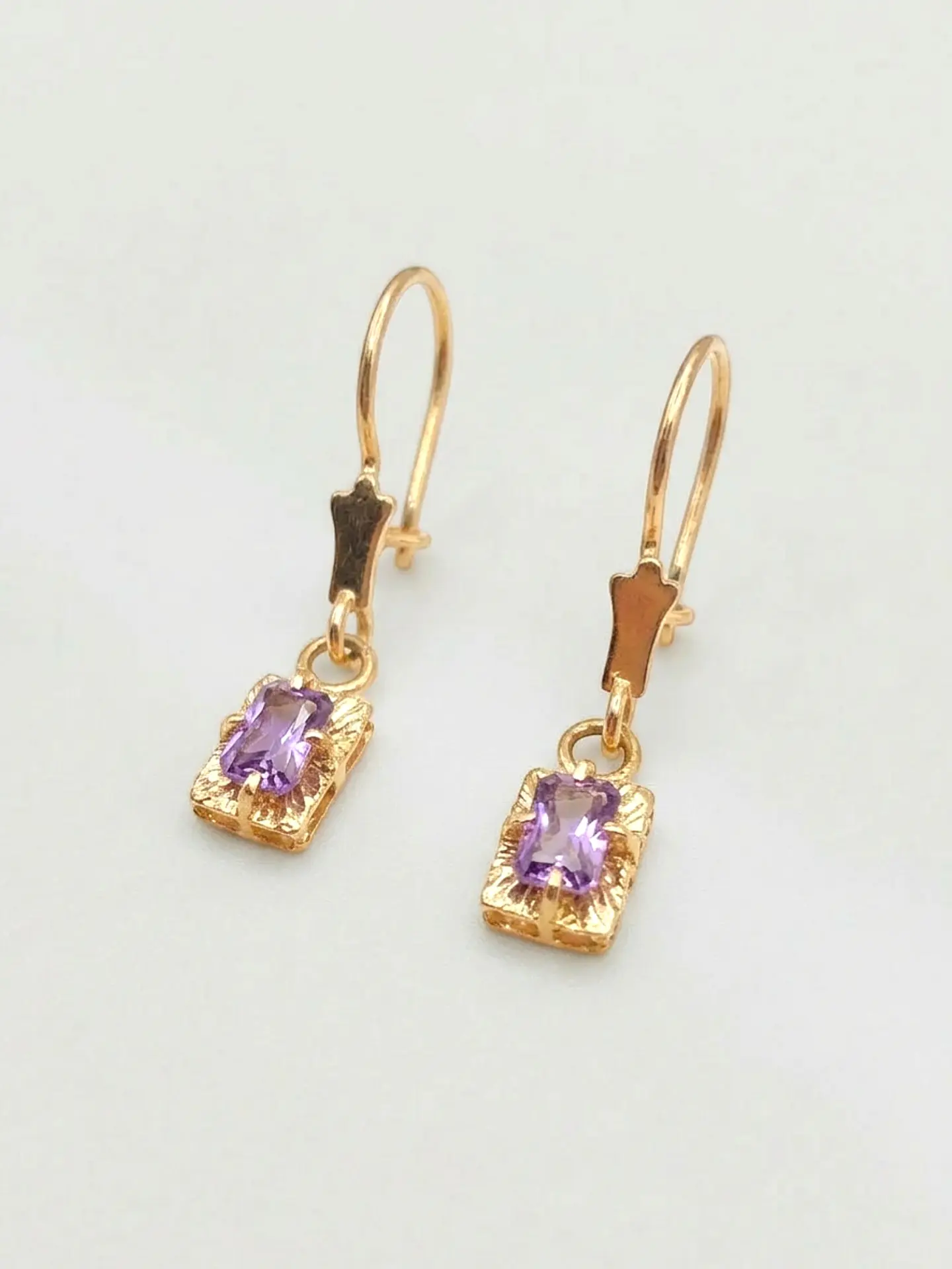 Aros Chatón Cuadrado Amatista Imperial Oro 18k 3