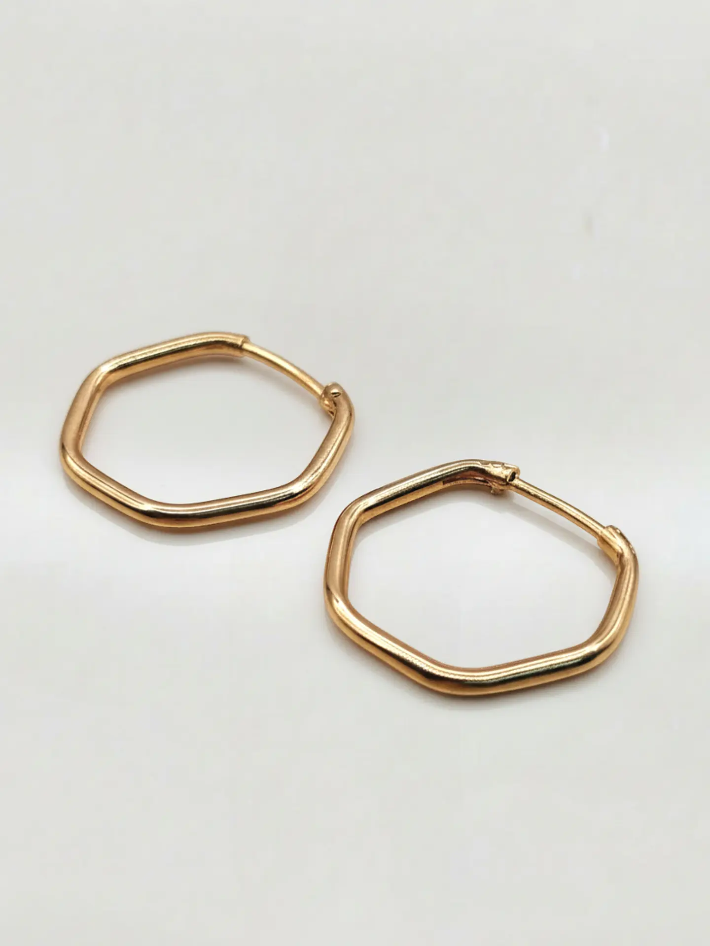 Aros Argollas Geometría Hexagonal Oro 18k 4