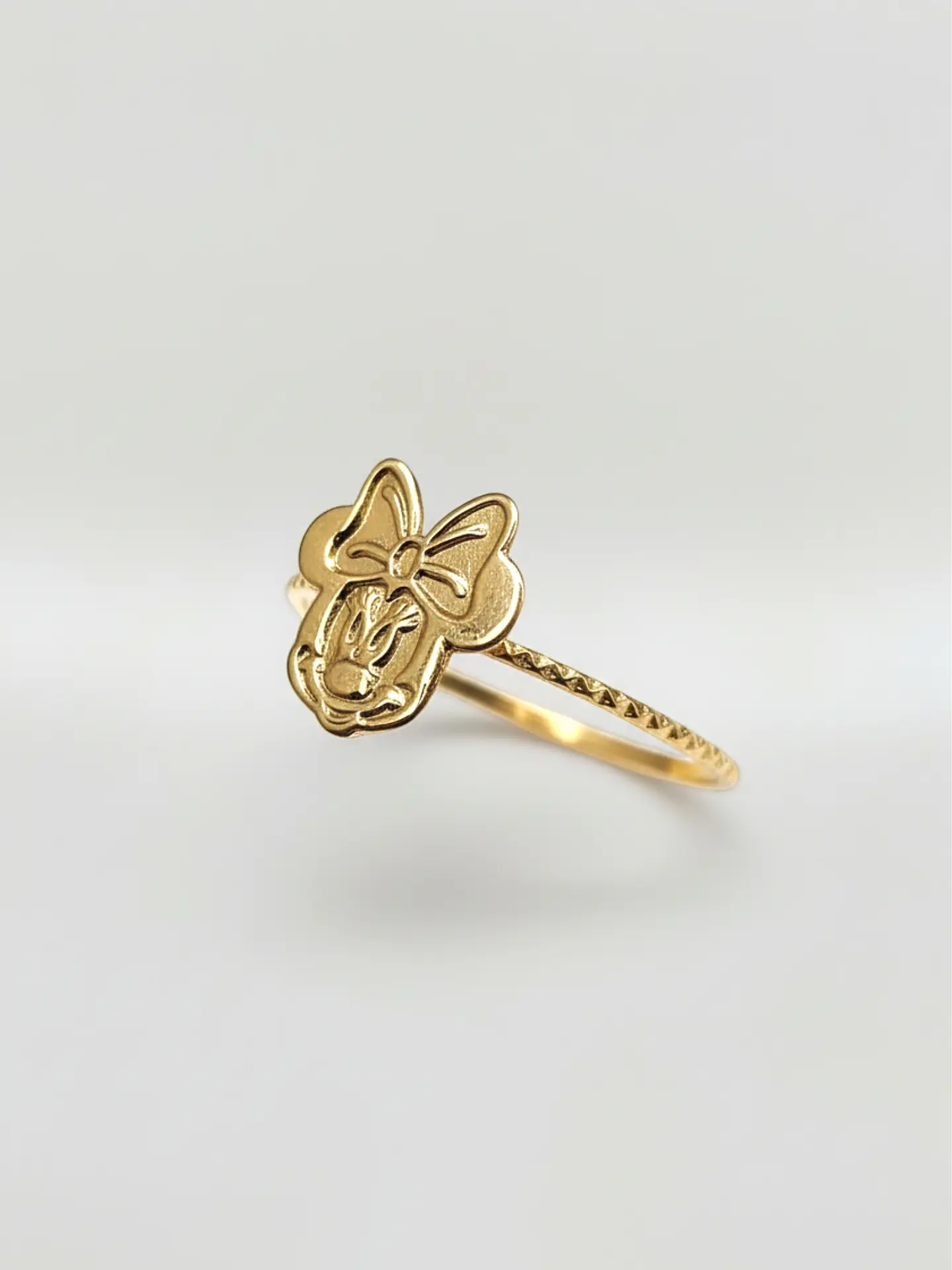 Anillo Minnie Encanto Oro 18k 3