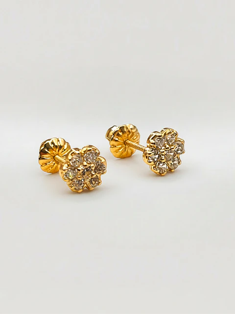 Aros Flor de Mayo con Circones Mediano Oro 18k